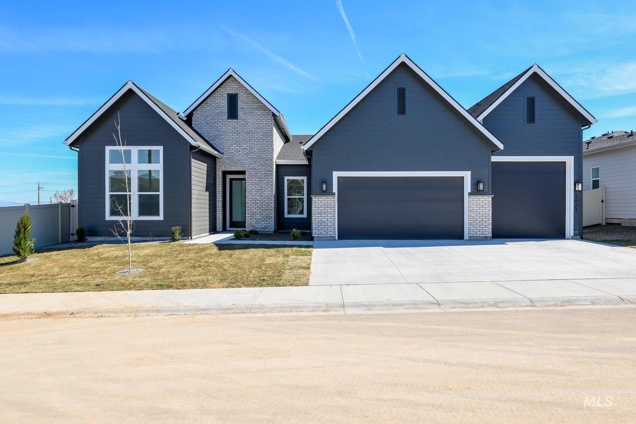 5420 Juliet Rose Ave, Caldwell, Idaho 83607, 3 Bedrooms, 2.5 Bathrooms, Residential For Sale, Price $564,000,MLS 98990609