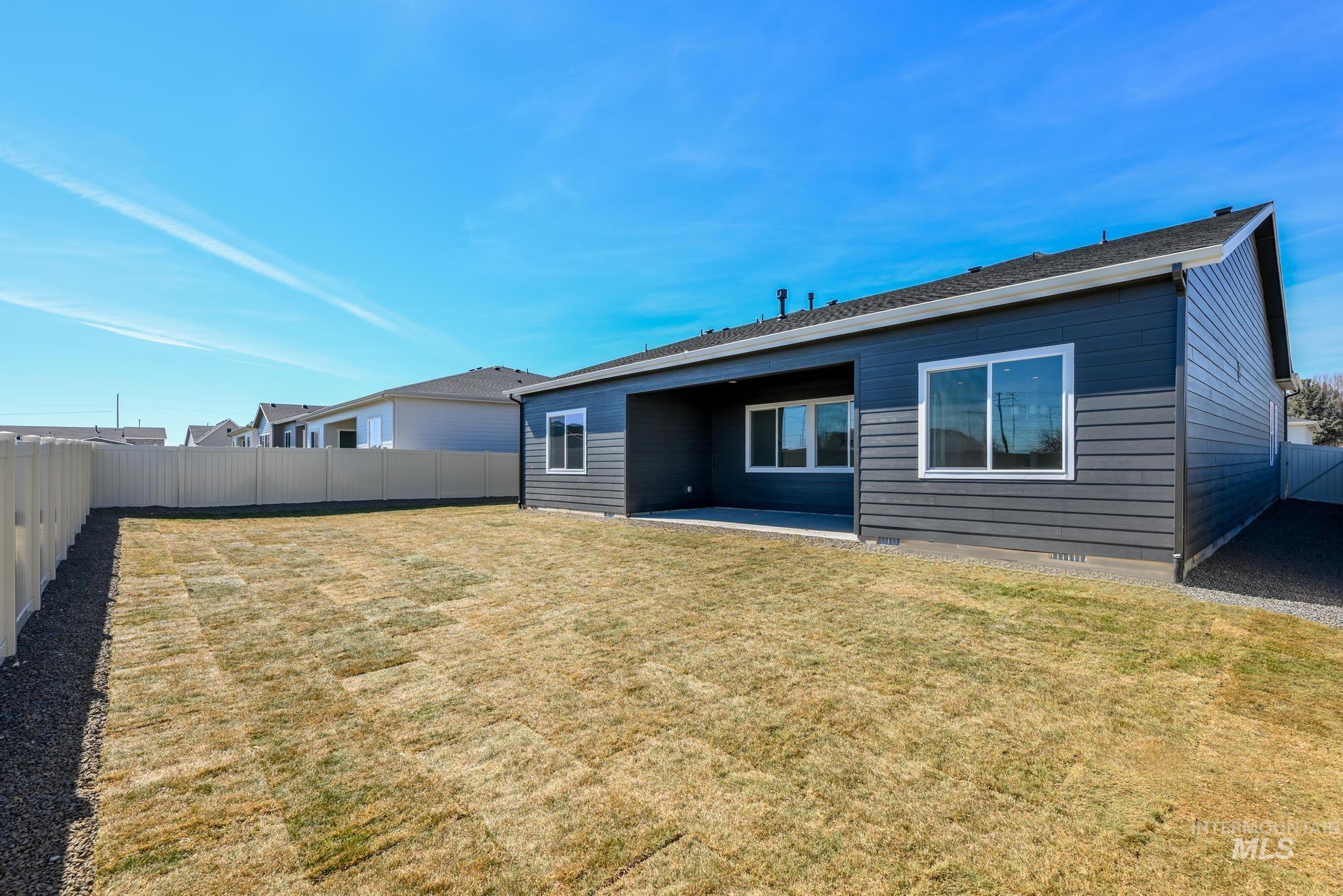 5420 Juliet Rose Ave, Caldwell, Idaho 83607, 3 Bedrooms, 2.5 Bathrooms, Residential For Sale, Price $564,000,MLS 98990609