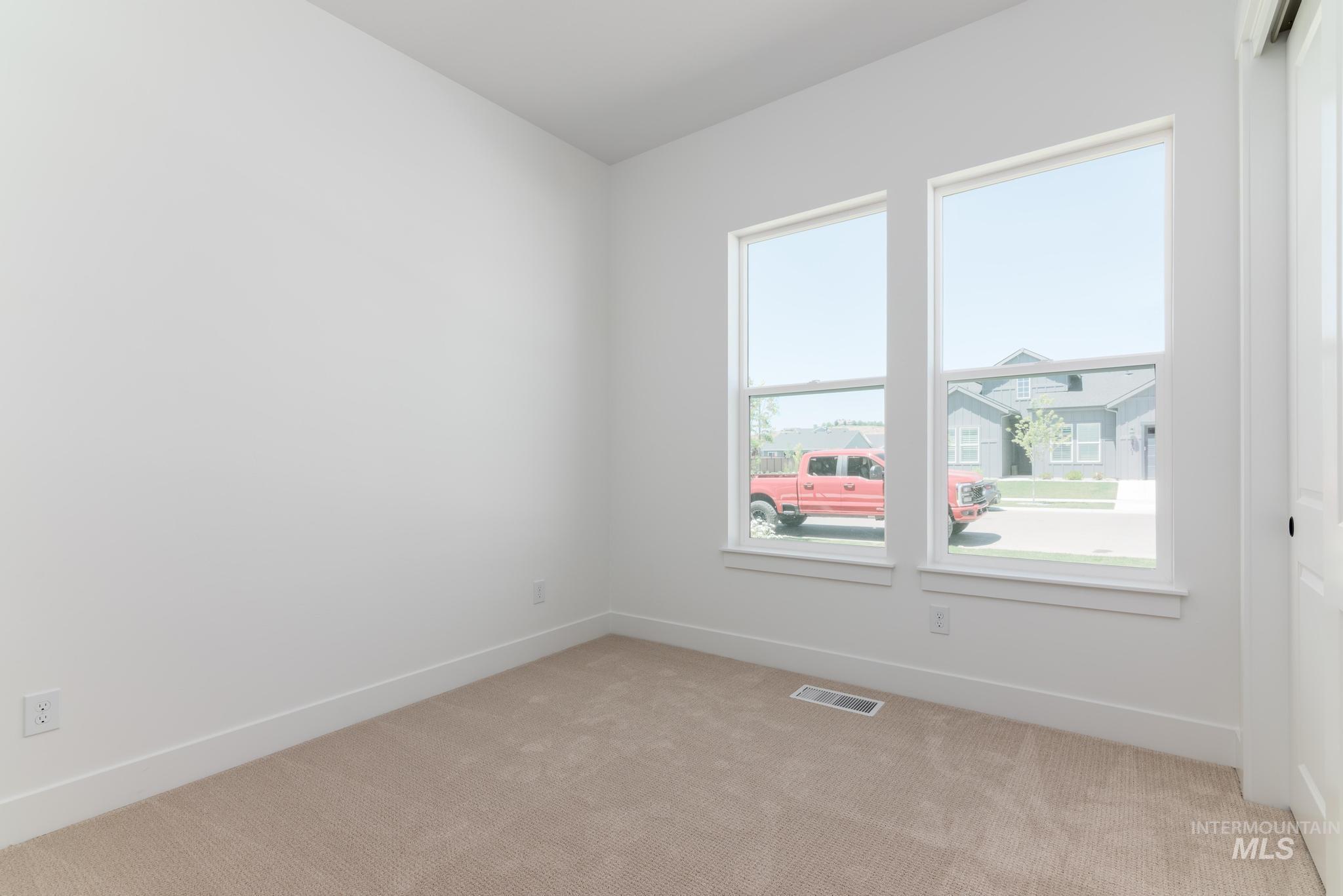 5516 Juliet Rose Ave, Caldwell, Idaho 83607, 3 Bedrooms, 2.5 Bathrooms, Residential For Sale, Price $534,000, 98990612