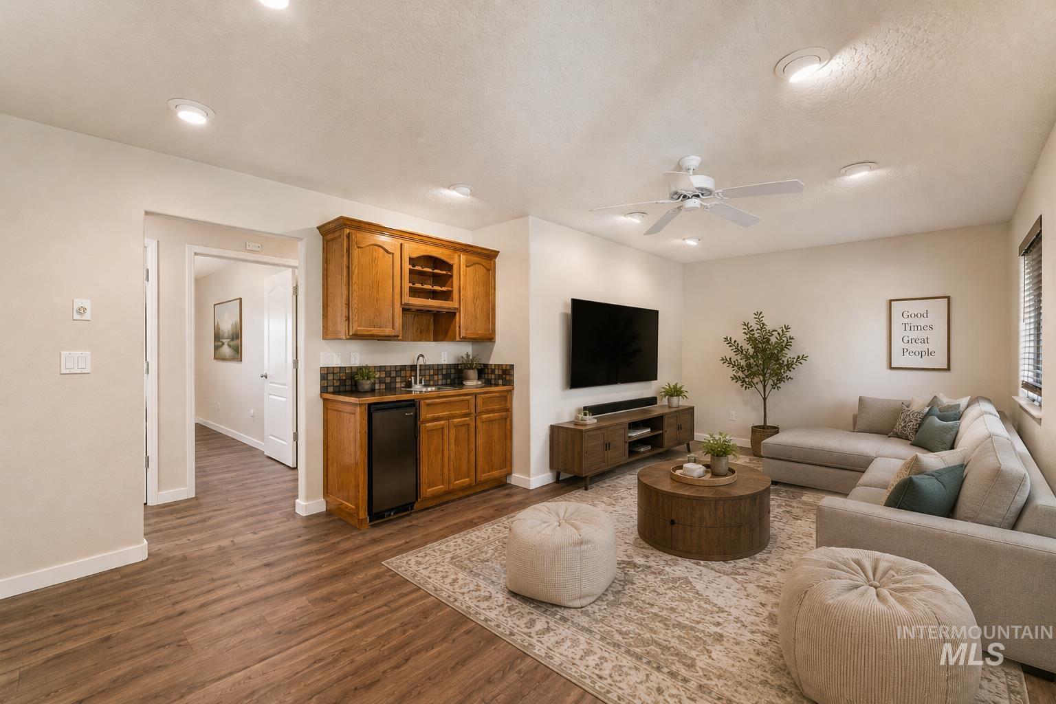 2099 Shelley Drive, Payette, Idaho 83661, 3 Bedrooms, 2.5 Bathrooms, Residential For Sale, Price $700,000, 98990613