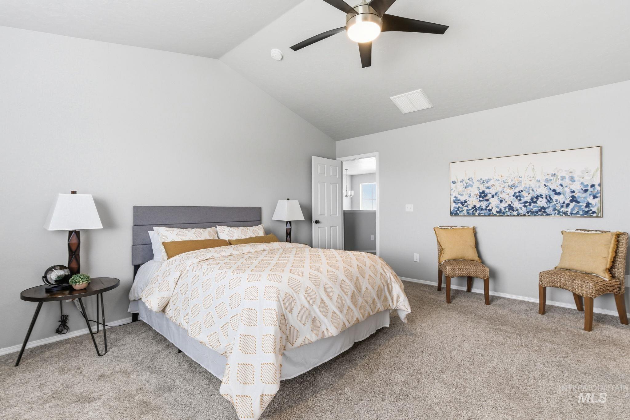 2123 N Bing Ave, Meridian, Idaho 83646, 3 Bedrooms, 2.5 Bathrooms, Residential Income For Sale, Price $499,000,MLS 98990615