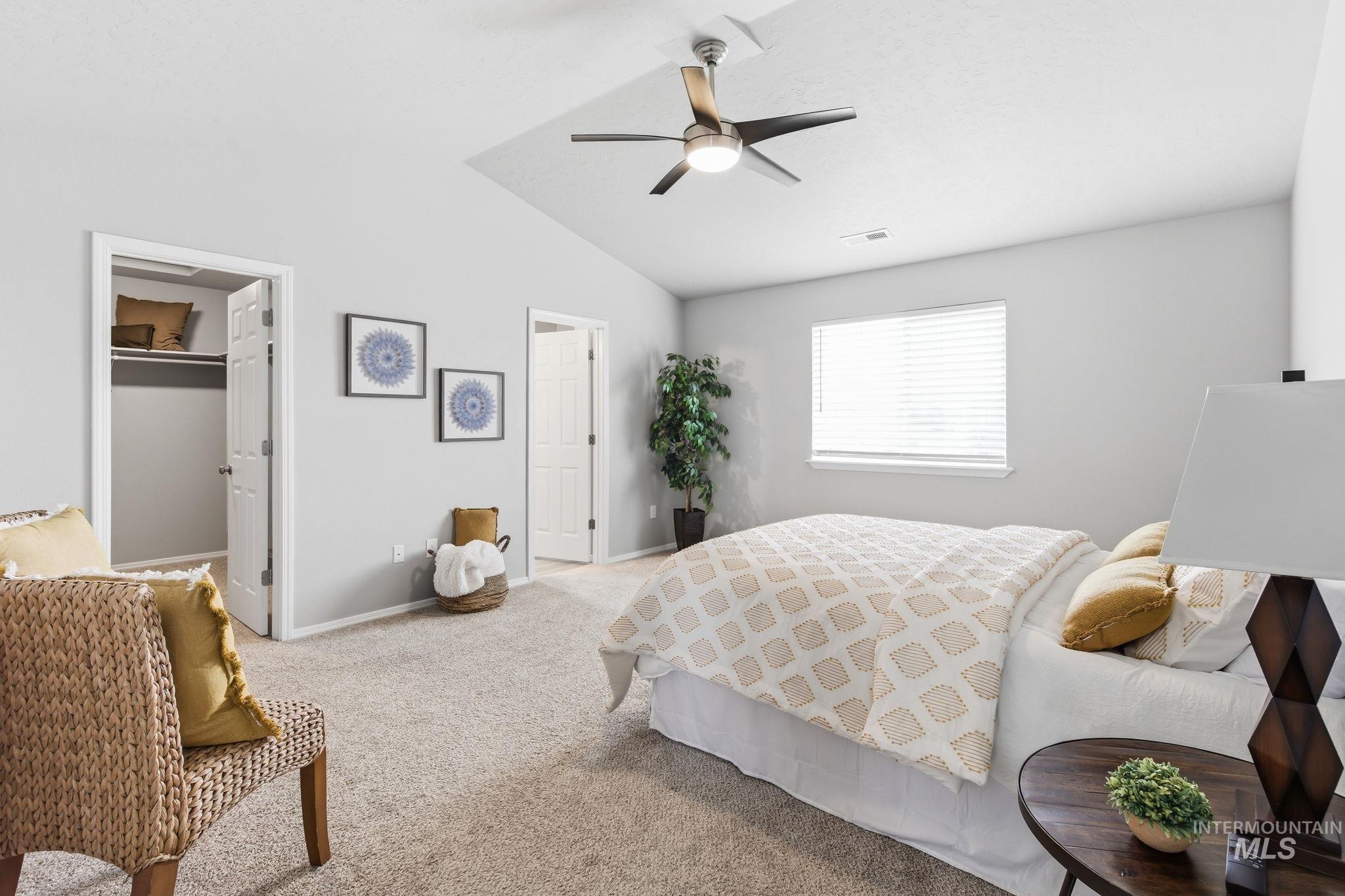 2123 N Bing Ave, Meridian, Idaho 83646, 3 Bedrooms, 2.5 Bathrooms, Residential Income For Sale, Price $499,000,MLS 98990615