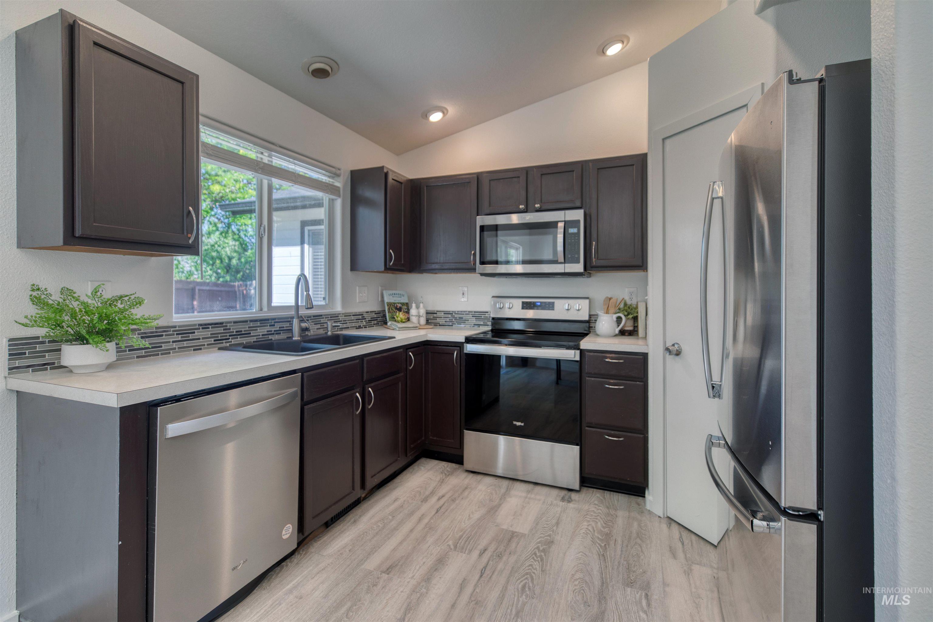 3775 E Wormwood Ct, Boise, Idaho 83716-6936, 3 Bedrooms, 2 Bathrooms, Residential For Sale, Price $460,000,MLS 98990617