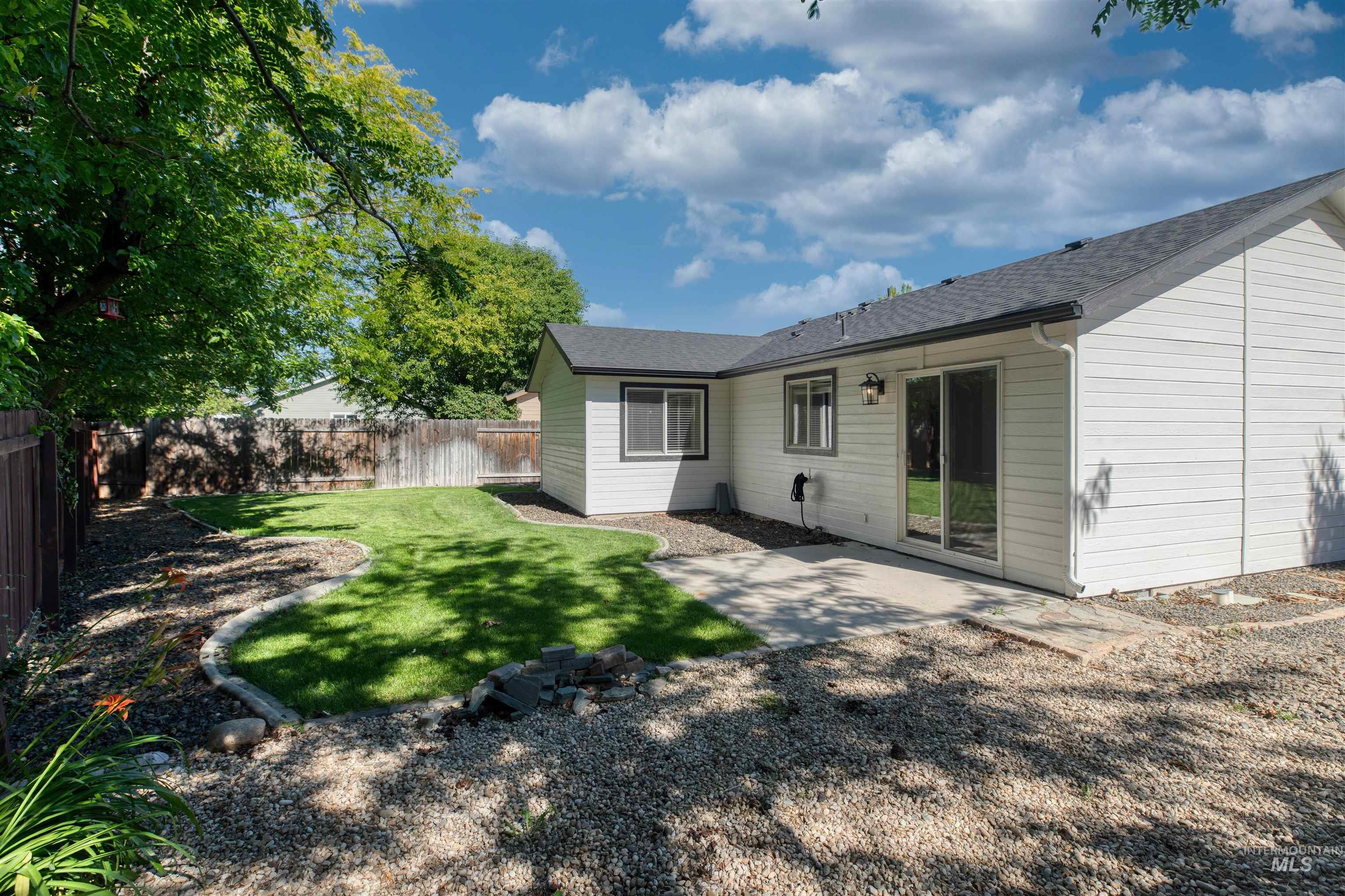 3775 E Wormwood Ct, Boise, Idaho 83716-6936, 3 Bedrooms, 2 Bathrooms, Residential For Sale, Price $460,000,MLS 98990617