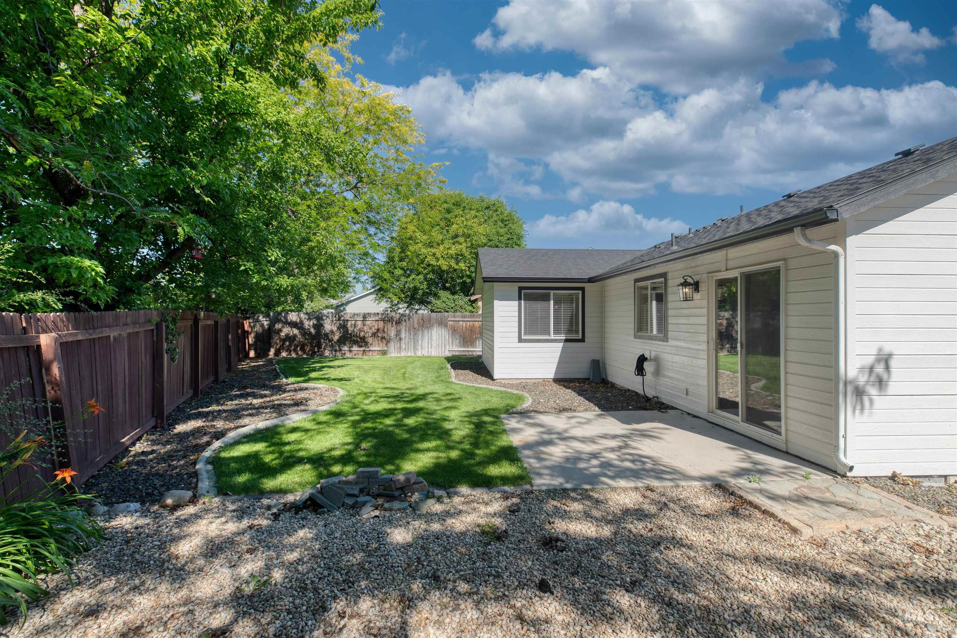 3775 E Wormwood Ct, Boise, Idaho 83716-6936, 3 Bedrooms, 2 Bathrooms, Residential For Sale, Price $460,000,MLS 98990617