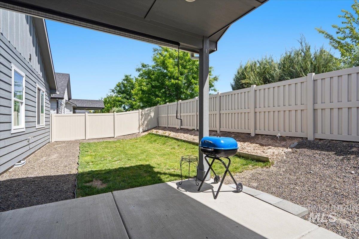 2301 W Skylar St, Nampa, Idaho 83686, 3 Bedrooms, 2 Bathrooms, Residential For Sale, Price $429,000,MLS 98990621