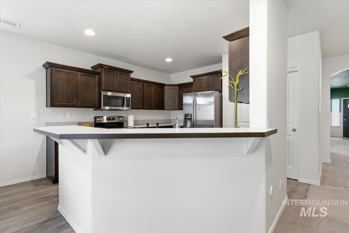 2301 W Skylar St, Nampa, Idaho 83686, 3 Bedrooms, 2 Bathrooms, Residential For Sale, Price $429,000,MLS 98990621