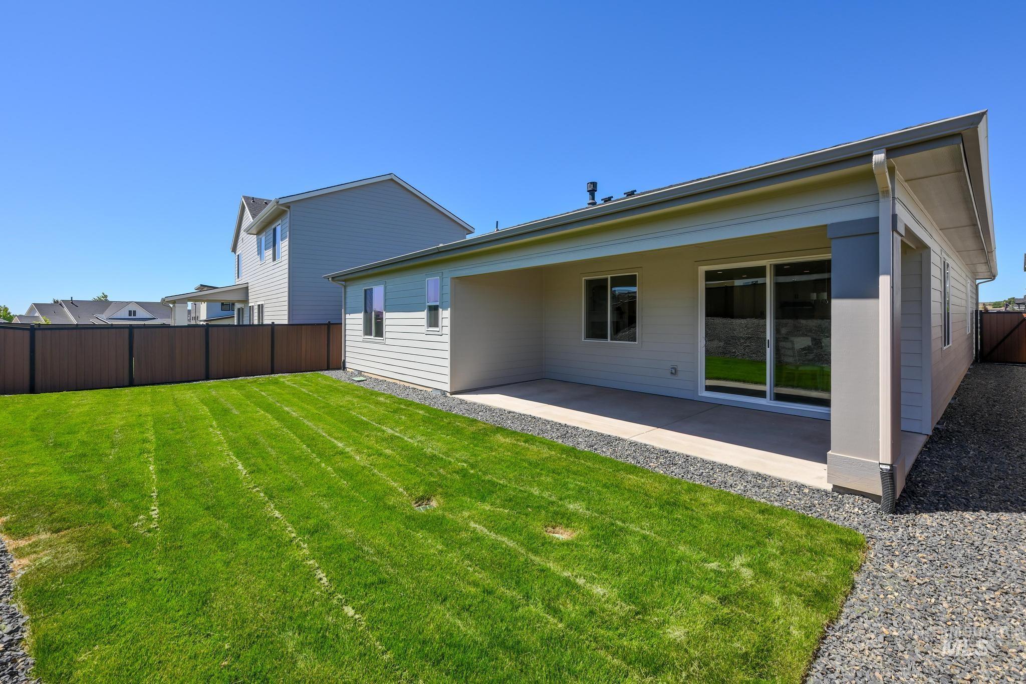 5609 Juliet Rose Ave, Caldwell, Idaho 83607, 3 Bedrooms, 2 Bathrooms, Residential For Sale, Price $529,000,MLS 98990626