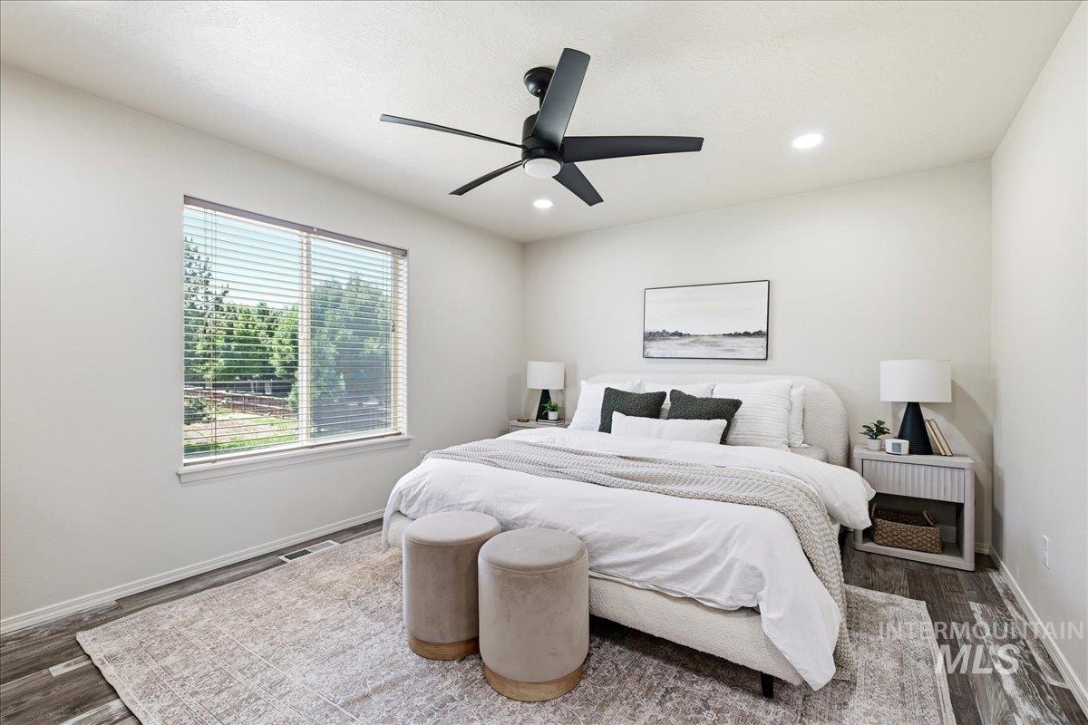 10285 W Kingsbriar Dr, Boise, Idaho 83709, 3 Bedrooms, 2.5 Bathrooms, Residential For Sale, Price $425,000,MLS 98990627