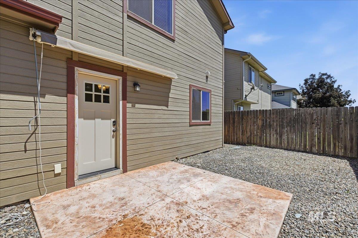 10285 W Kingsbriar Dr, Boise, Idaho 83709, 3 Bedrooms, 2.5 Bathrooms, Residential For Sale, Price $425,000,MLS 98990627