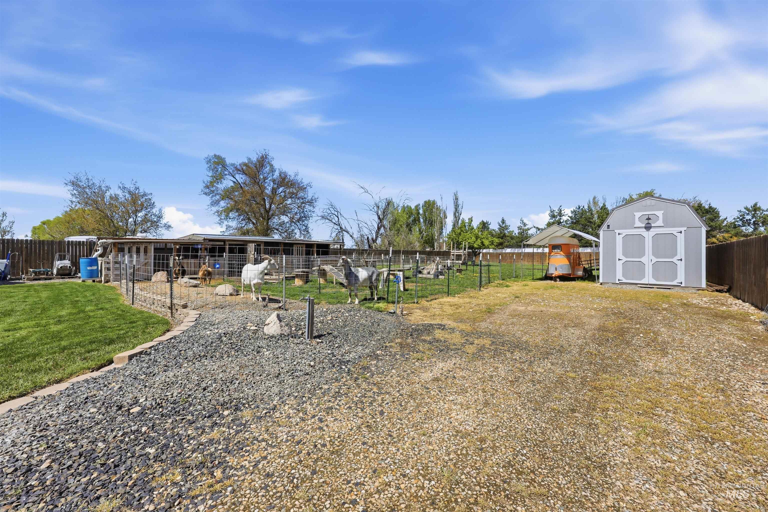 10370 Cherry Ln, Nampa, Idaho 83687, 5 Bedrooms, 3 Bathrooms, Residential For Sale, Price $585,000, 98990632
