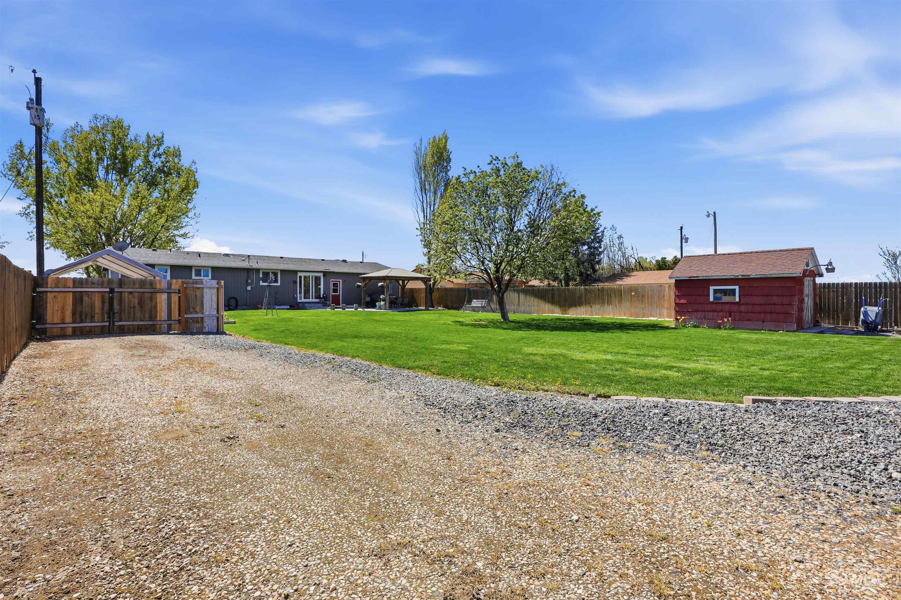 10370 Cherry Ln, Nampa, Idaho 83687, 5 Bedrooms, 3 Bathrooms, Residential For Sale, Price $585,000, 98990632