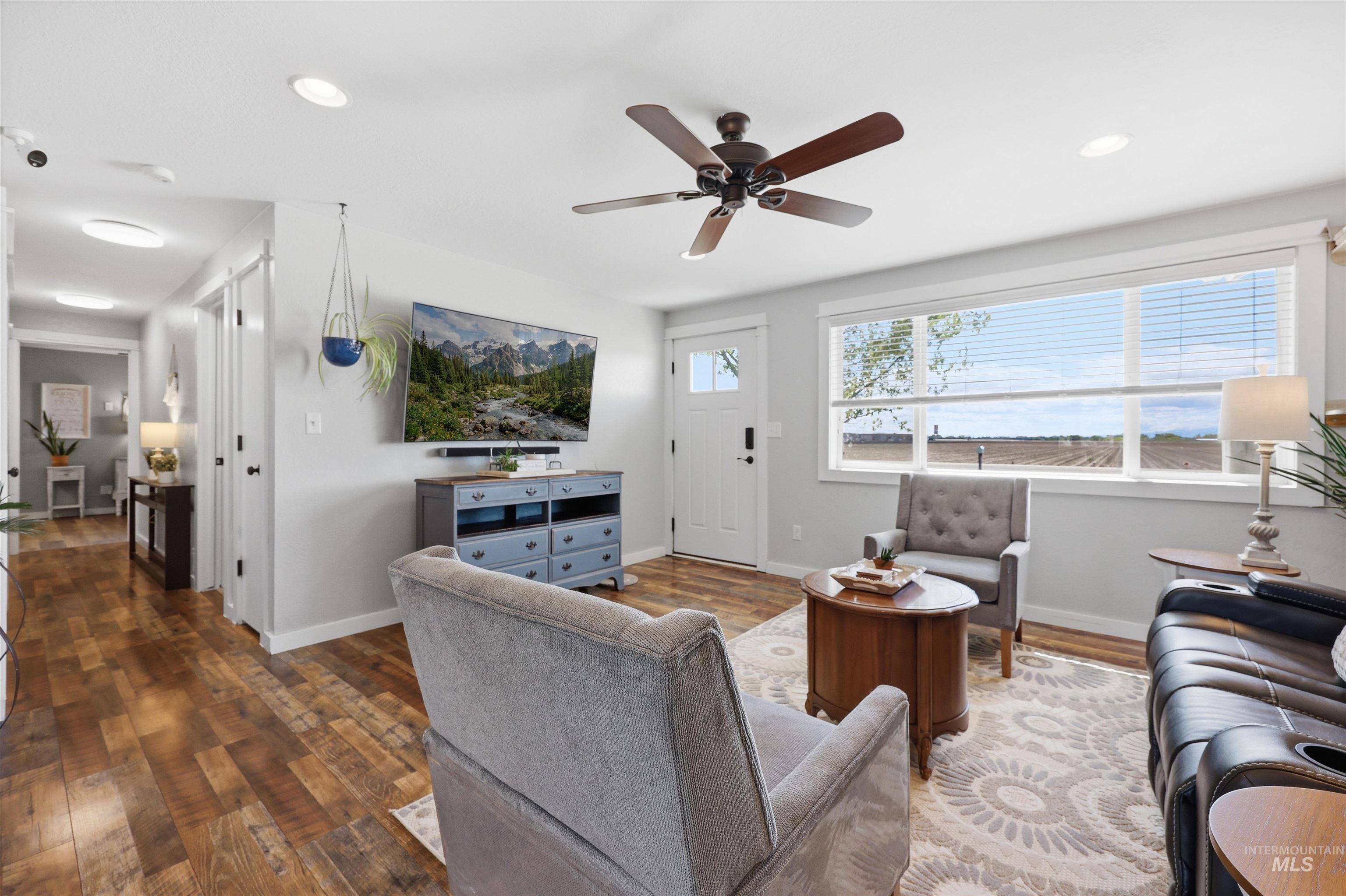 10370 Cherry Ln, Nampa, Idaho 83687, 5 Bedrooms, 3 Bathrooms, Residential For Sale, Price $585,000, 98990632