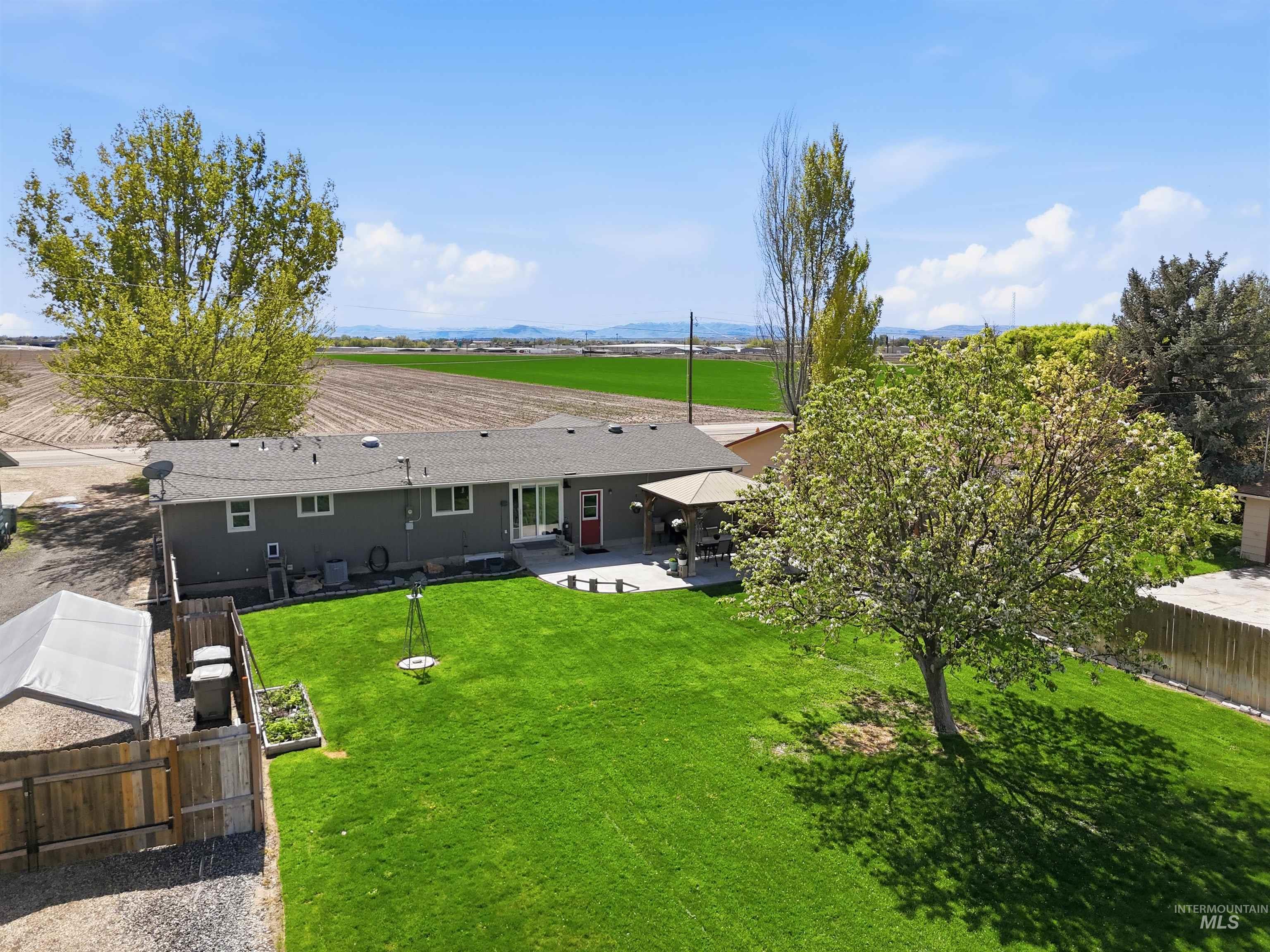 10370 Cherry Ln, Nampa, Idaho 83687, 5 Bedrooms, 3 Bathrooms, Residential For Sale, Price $585,000, 98990632