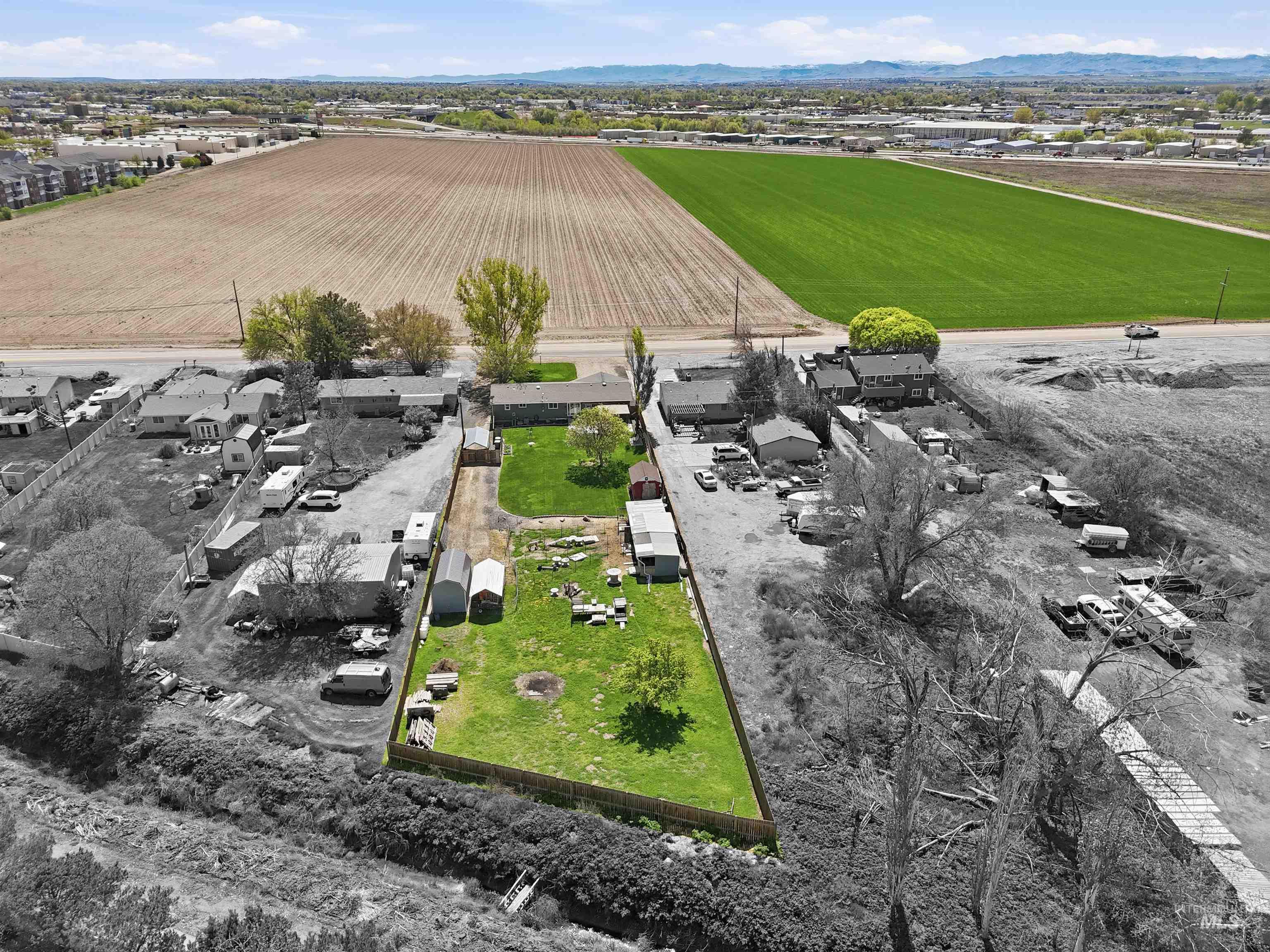 10370 Cherry Ln, Nampa, Idaho 83687, 5 Bedrooms, 3 Bathrooms, Residential For Sale, Price $585,000, 98990632