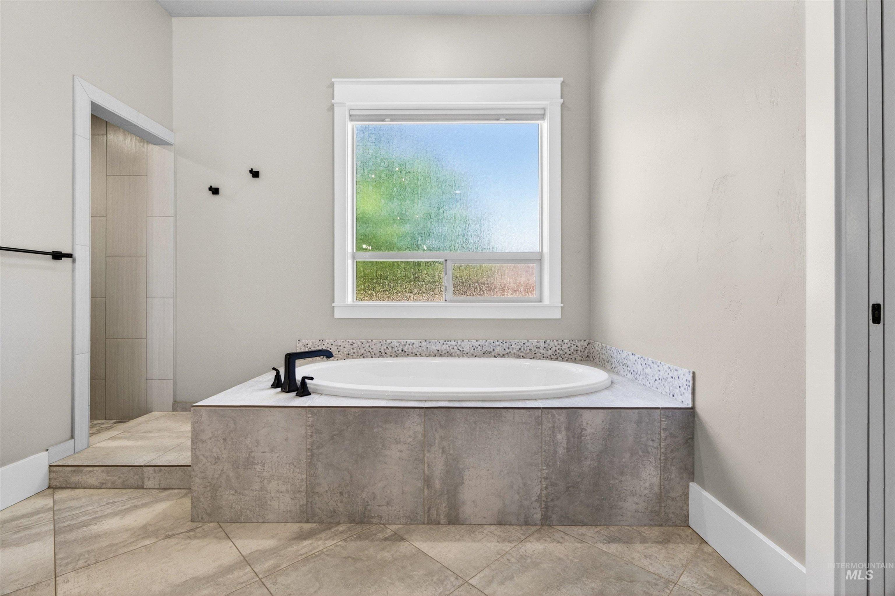 3534 W Sand Wedge, Meridian, Idaho 83646, 3 Bedrooms, 2.5 Bathrooms, Residential For Sale, Price $899,999,MLS 98990634