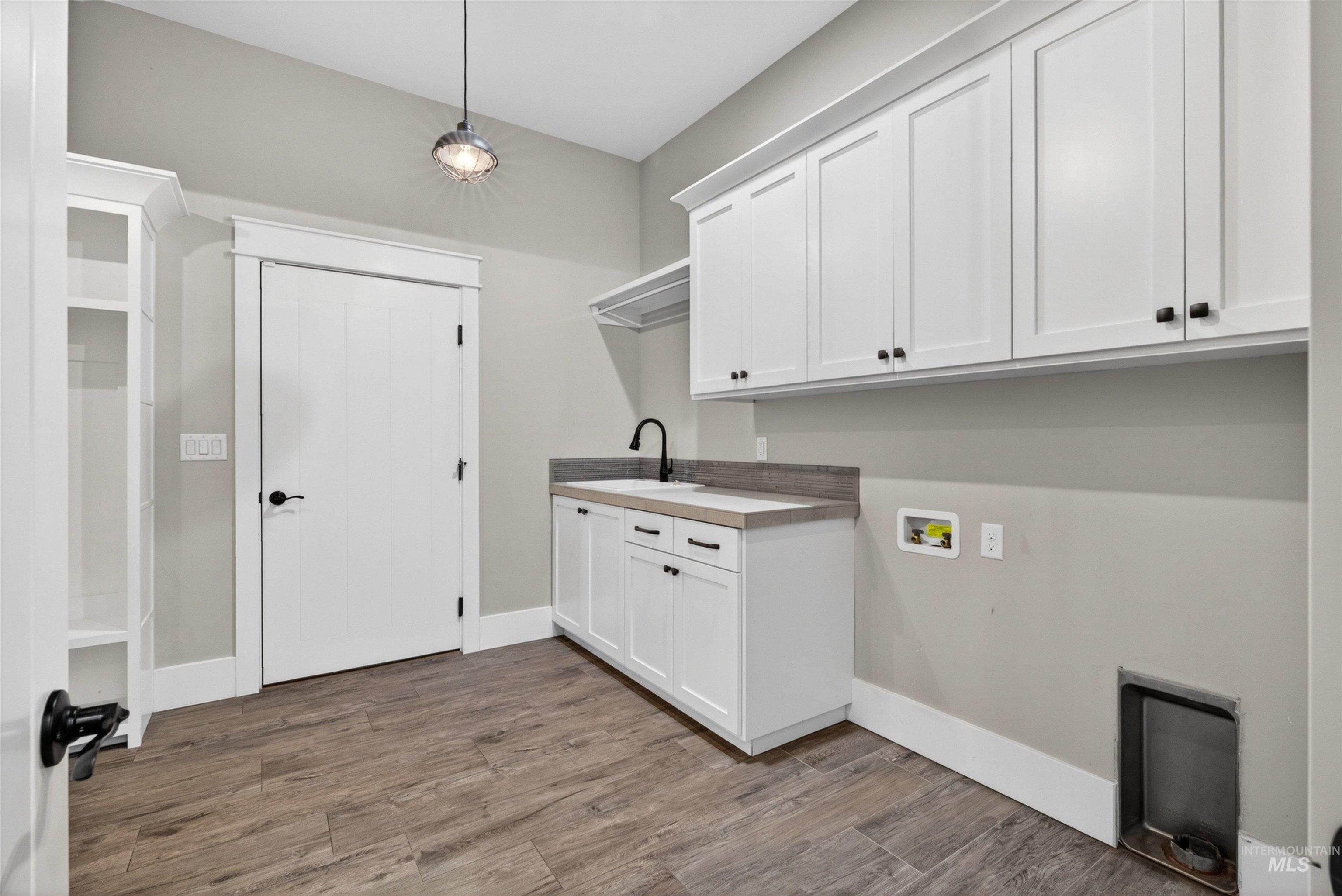 3534 W Sand Wedge, Meridian, Idaho 83646, 3 Bedrooms, 2.5 Bathrooms, Residential For Sale, Price $899,999,MLS 98990634