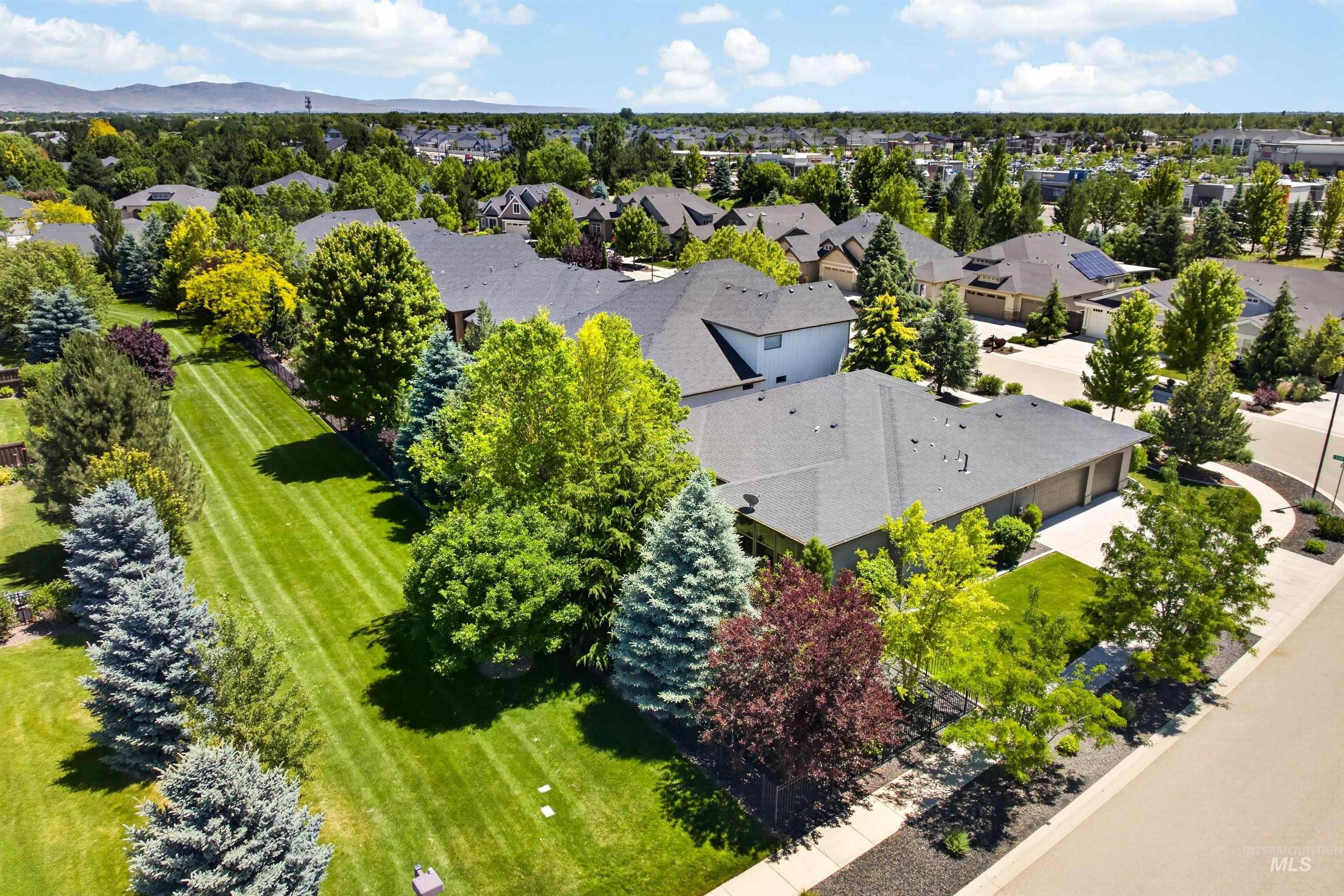 3534 W Sand Wedge, Meridian, Idaho 83646, 3 Bedrooms, 2.5 Bathrooms, Residential For Sale, Price $899,999,MLS 98990634