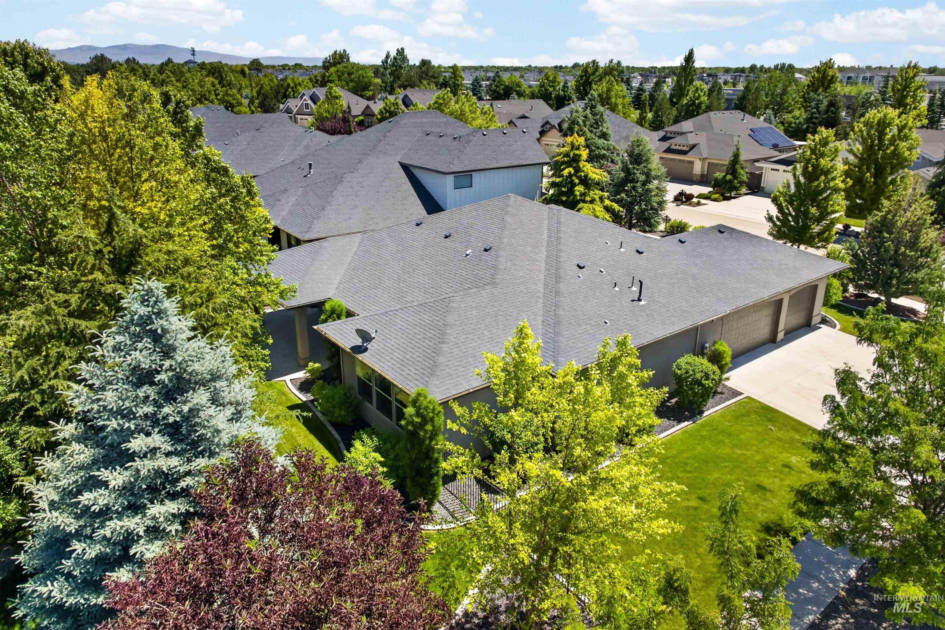 3534 W Sand Wedge, Meridian, Idaho 83646, 3 Bedrooms, 2.5 Bathrooms, Residential For Sale, Price $899,999,MLS 98990634