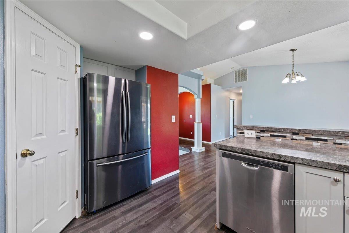 115 Bobcat St, Nampa, Idaho 83687, 3 Bedrooms, 2 Bathrooms, Residential For Sale, Price $350,000, 98990635
