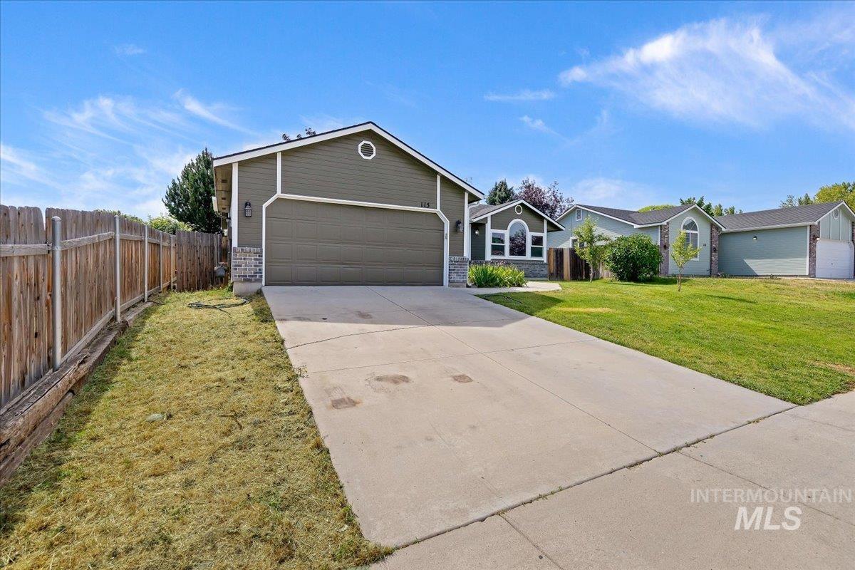 115 Bobcat St, Nampa, Idaho 83687, 3 Bedrooms, 2 Bathrooms, Residential For Sale, Price $350,000, 98990635