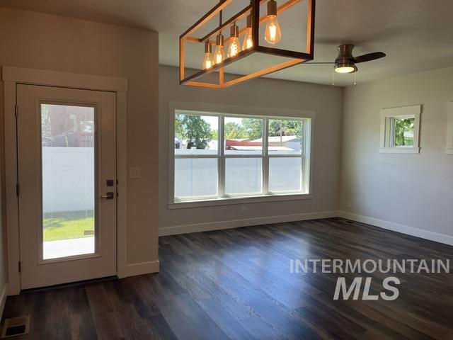 544 N 12th Ave, Payette, Idaho 83661, 3 Bedrooms, 3 Bathrooms, Residential For Sale, Price $340,000, 98990637