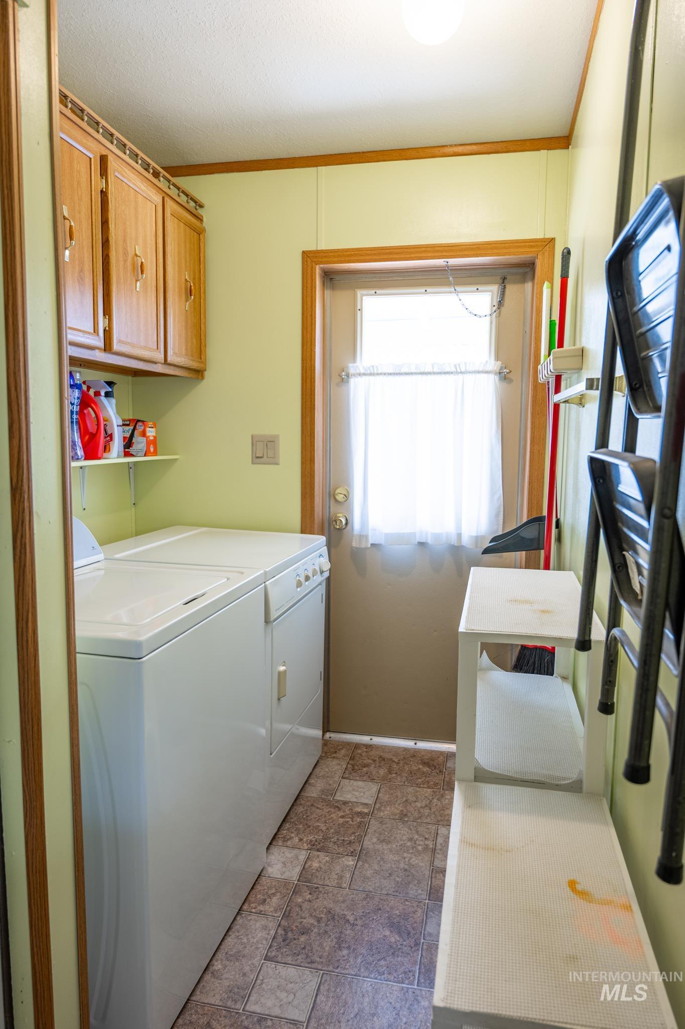 2701 N Alder, Fruitland, Idaho 83619, 2 Bedrooms, 2 Bathrooms, Residential For Sale, Price $99,900,MLS 98990639