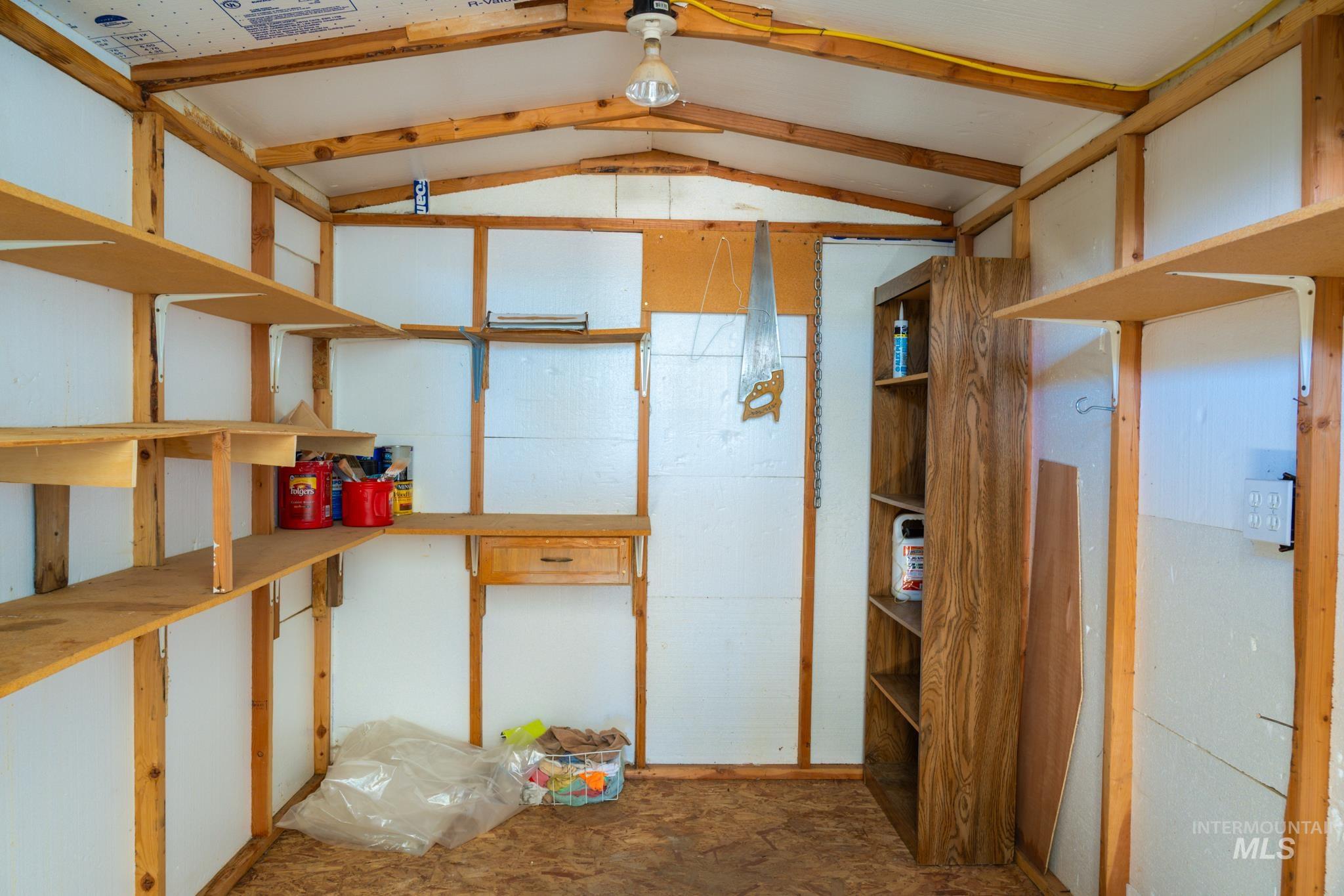2701 N Alder, Fruitland, Idaho 83619, 2 Bedrooms, 2 Bathrooms, Residential For Sale, Price $99,900,MLS 98990639