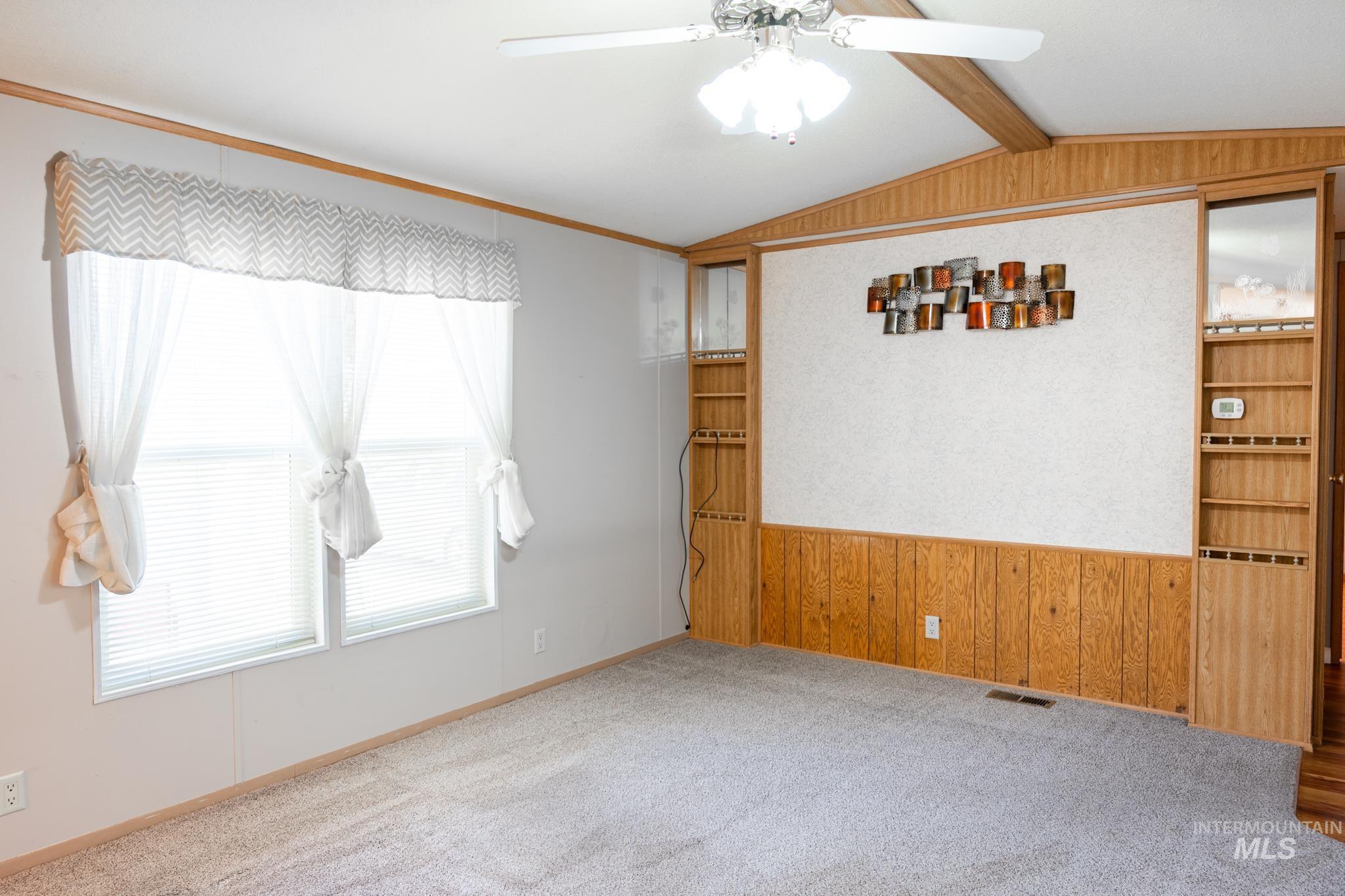2701 N Alder, Fruitland, Idaho 83619, 2 Bedrooms, 2 Bathrooms, Residential For Sale, Price $99,900,MLS 98990639