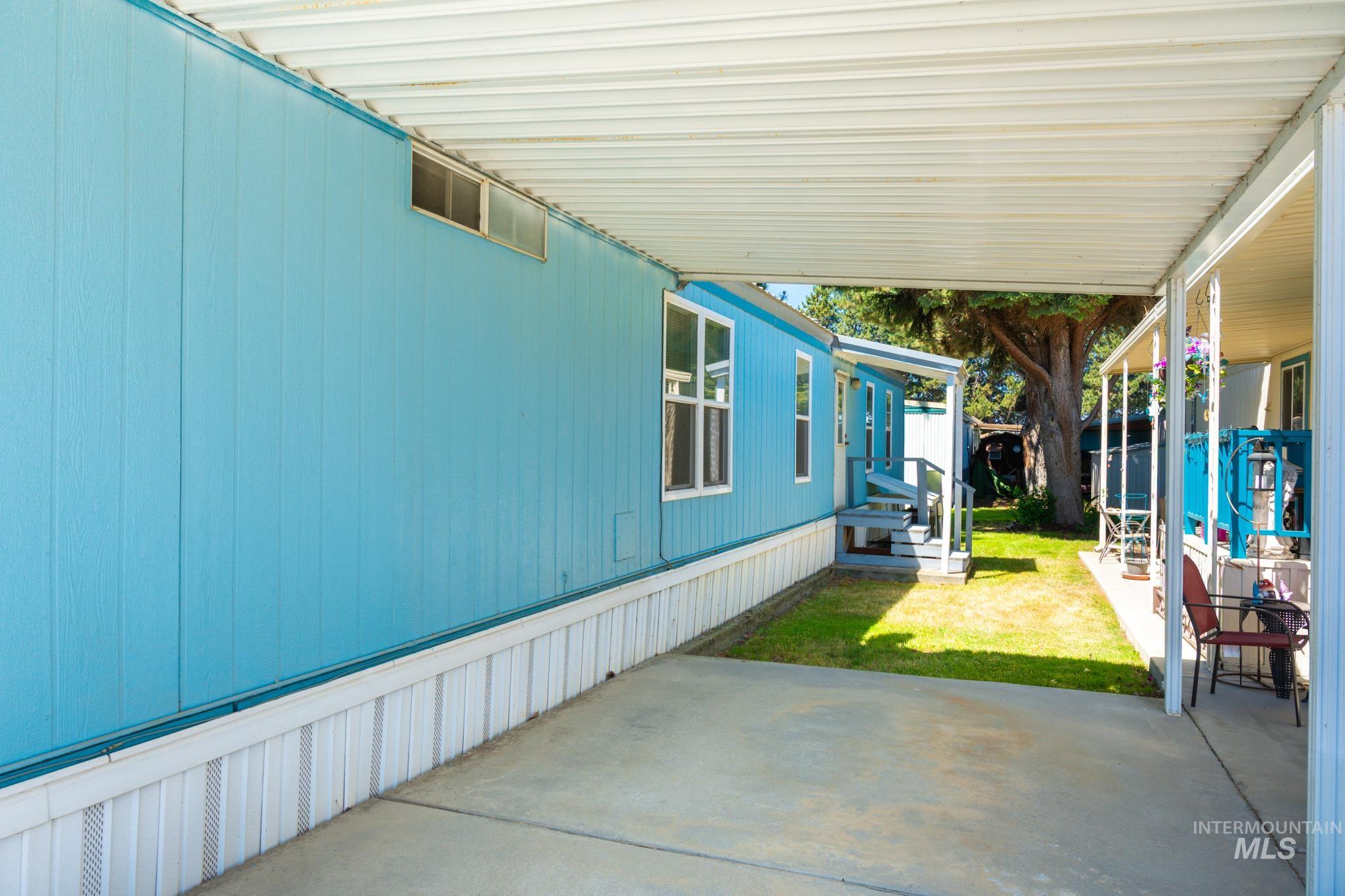 2701 N Alder, Fruitland, Idaho 83619, 2 Bedrooms, 2 Bathrooms, Residential For Sale, Price $99,900,MLS 98990639