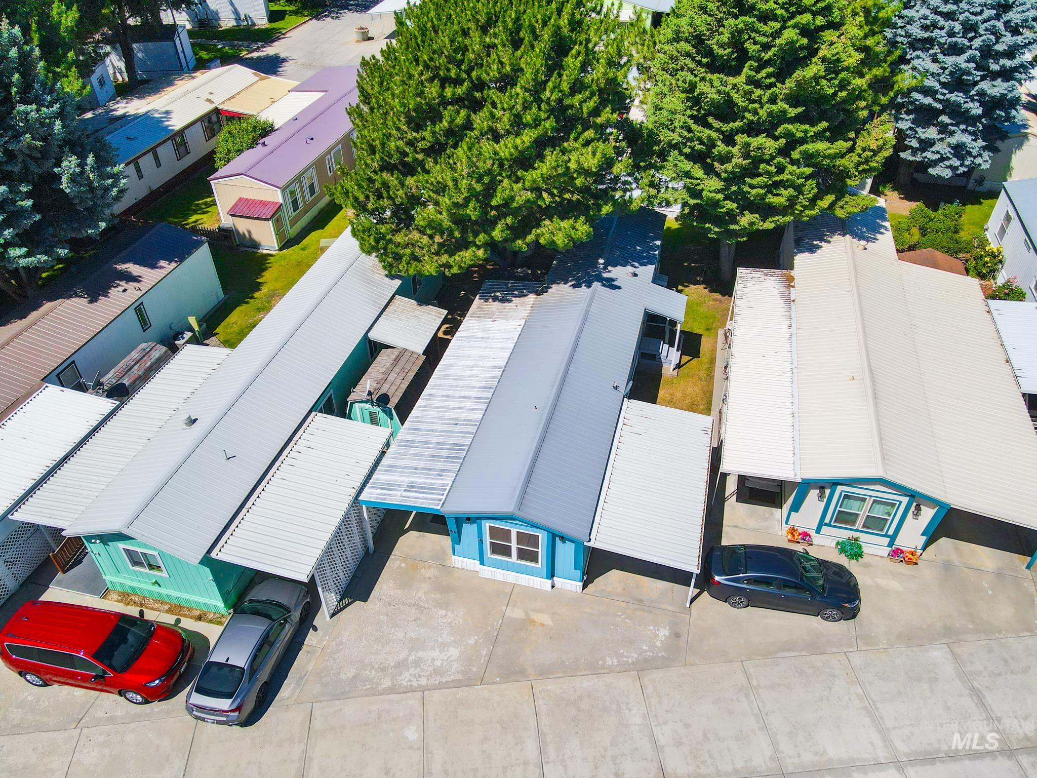 2701 N Alder, Fruitland, Idaho 83619, 2 Bedrooms, 2 Bathrooms, Residential For Sale, Price $99,900,MLS 98990639