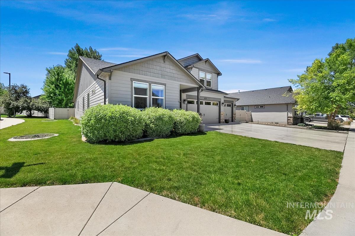 3431 S Triple Crown Ave, Meridian, Idaho 83642, 5 Bedrooms, 3 Bathrooms, Residential For Sale, Price $632,000, 98990640