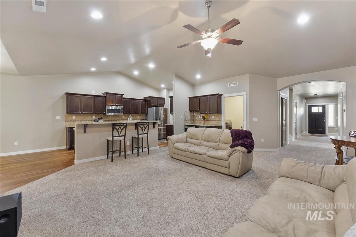 3431 S Triple Crown Ave, Meridian, Idaho 83642, 5 Bedrooms, 3 Bathrooms, Residential For Sale, Price $632,000, 98990640