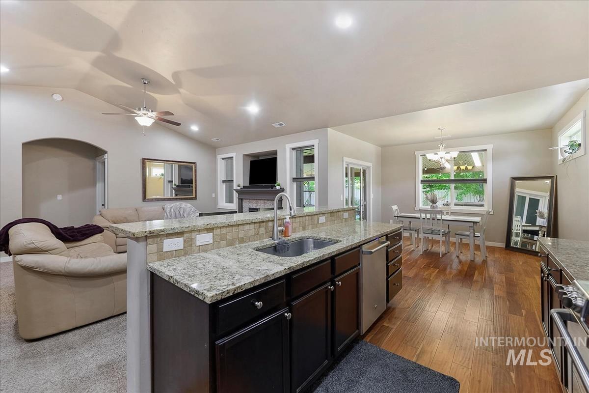 3431 S Triple Crown Ave, Meridian, Idaho 83642, 5 Bedrooms, 3 Bathrooms, Residential For Sale, Price $632,000, 98990640