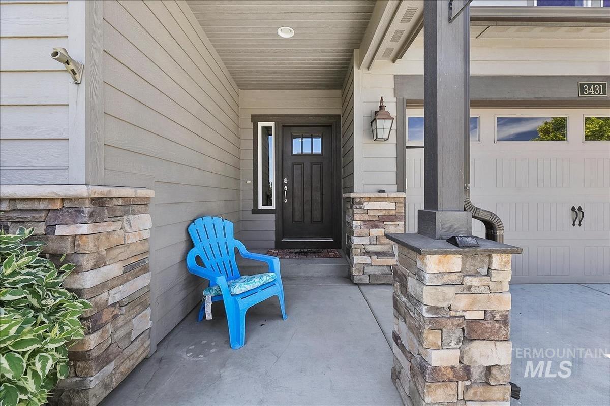 3431 S Triple Crown Ave, Meridian, Idaho 83642, 5 Bedrooms, 3 Bathrooms, Residential For Sale, Price $632,000, 98990640