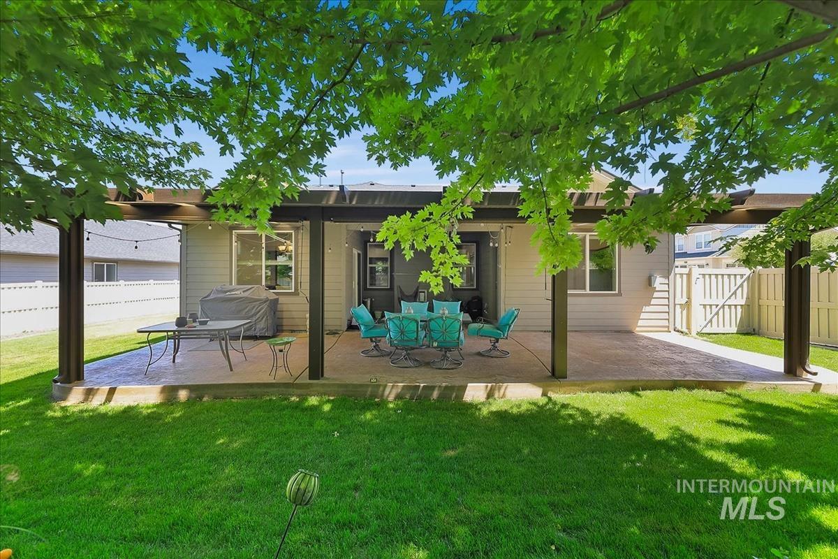 3431 S Triple Crown Ave, Meridian, Idaho 83642, 5 Bedrooms, 3 Bathrooms, Residential For Sale, Price $632,000, 98990640