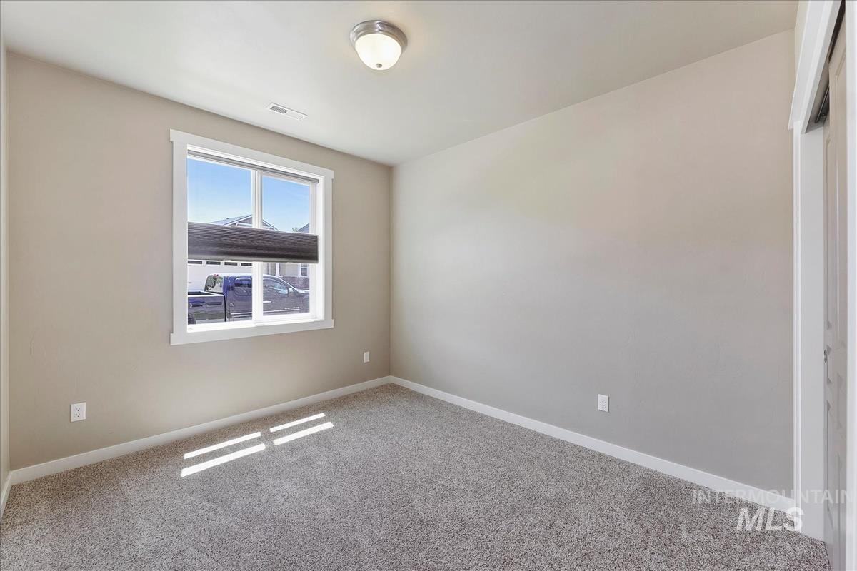 3431 S Triple Crown Ave, Meridian, Idaho 83642, 5 Bedrooms, 3 Bathrooms, Residential For Sale, Price $632,000, 98990640