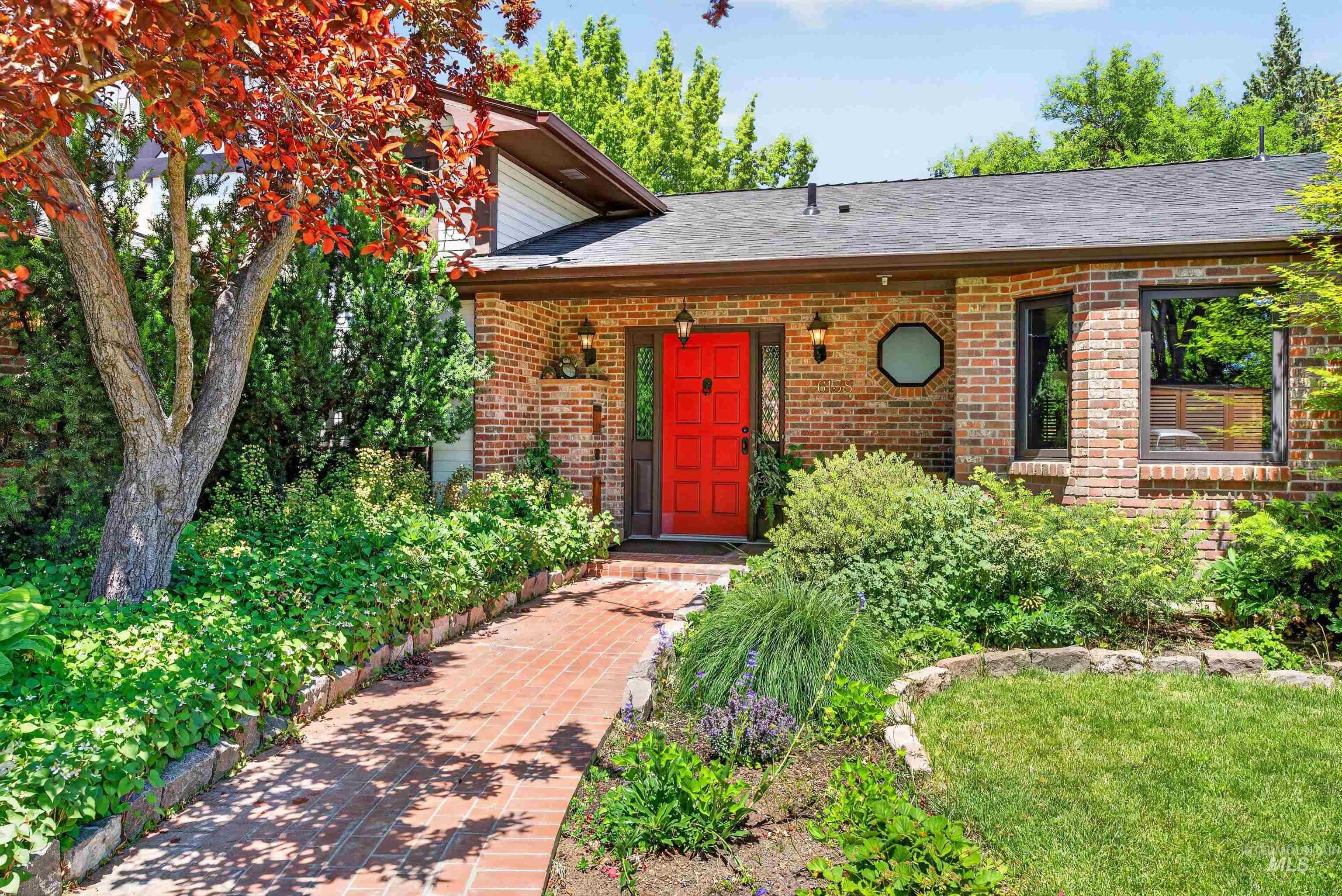 6138 W Winstead Pl, Boise, Idaho 83704-6268, 4 Bedrooms, 3.5 Bathrooms, Residential For Sale, Price $625,000, 98990641
