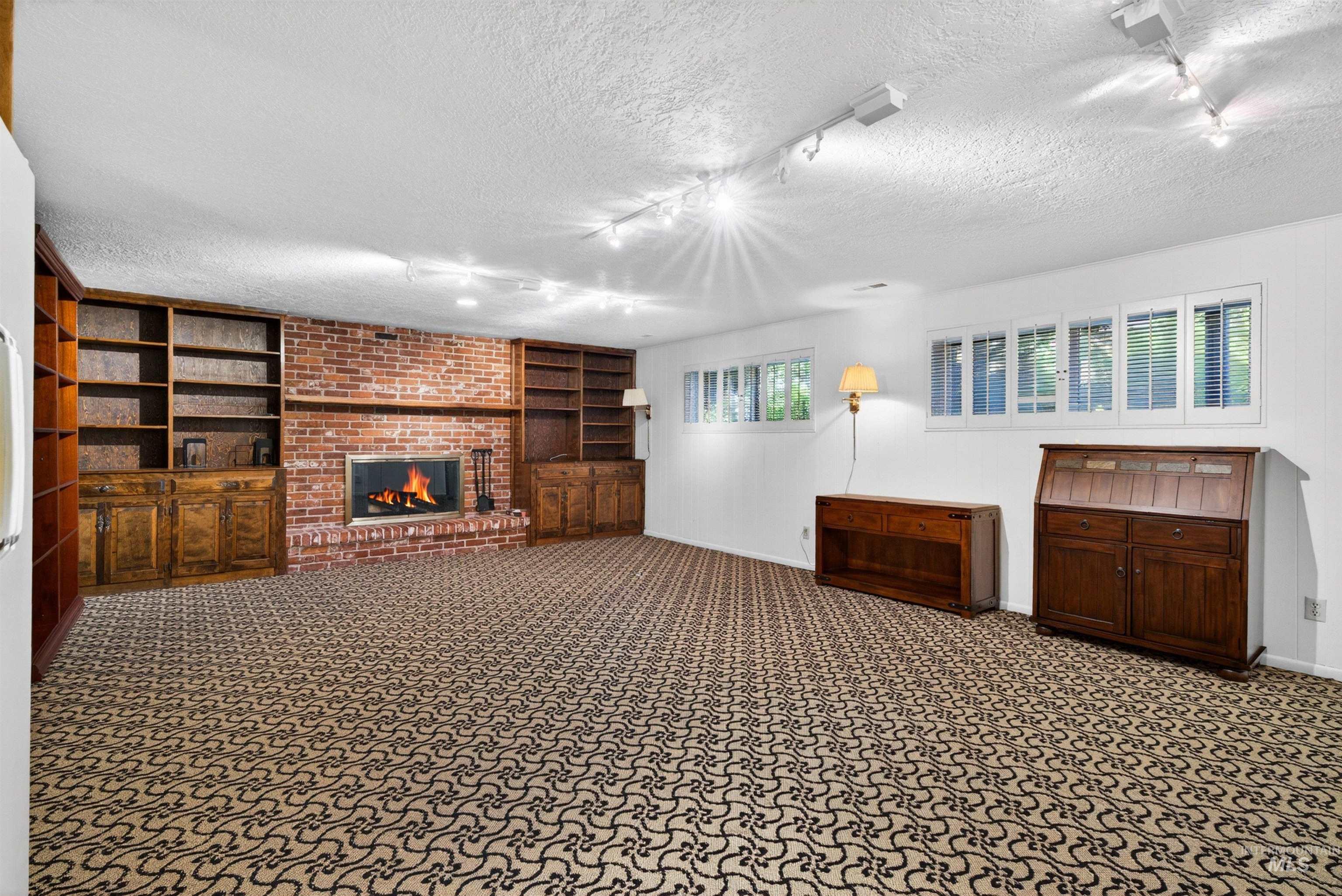 6138 W Winstead Pl, Boise, Idaho 83704-6268, 4 Bedrooms, 3.5 Bathrooms, Residential For Sale, Price $625,000, 98990641