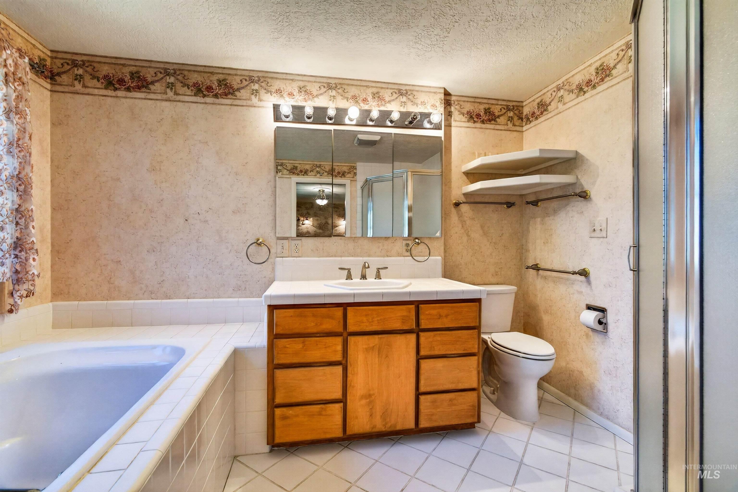 6138 W Winstead Pl, Boise, Idaho 83704-6268, 4 Bedrooms, 3.5 Bathrooms, Residential For Sale, Price $625,000, 98990641