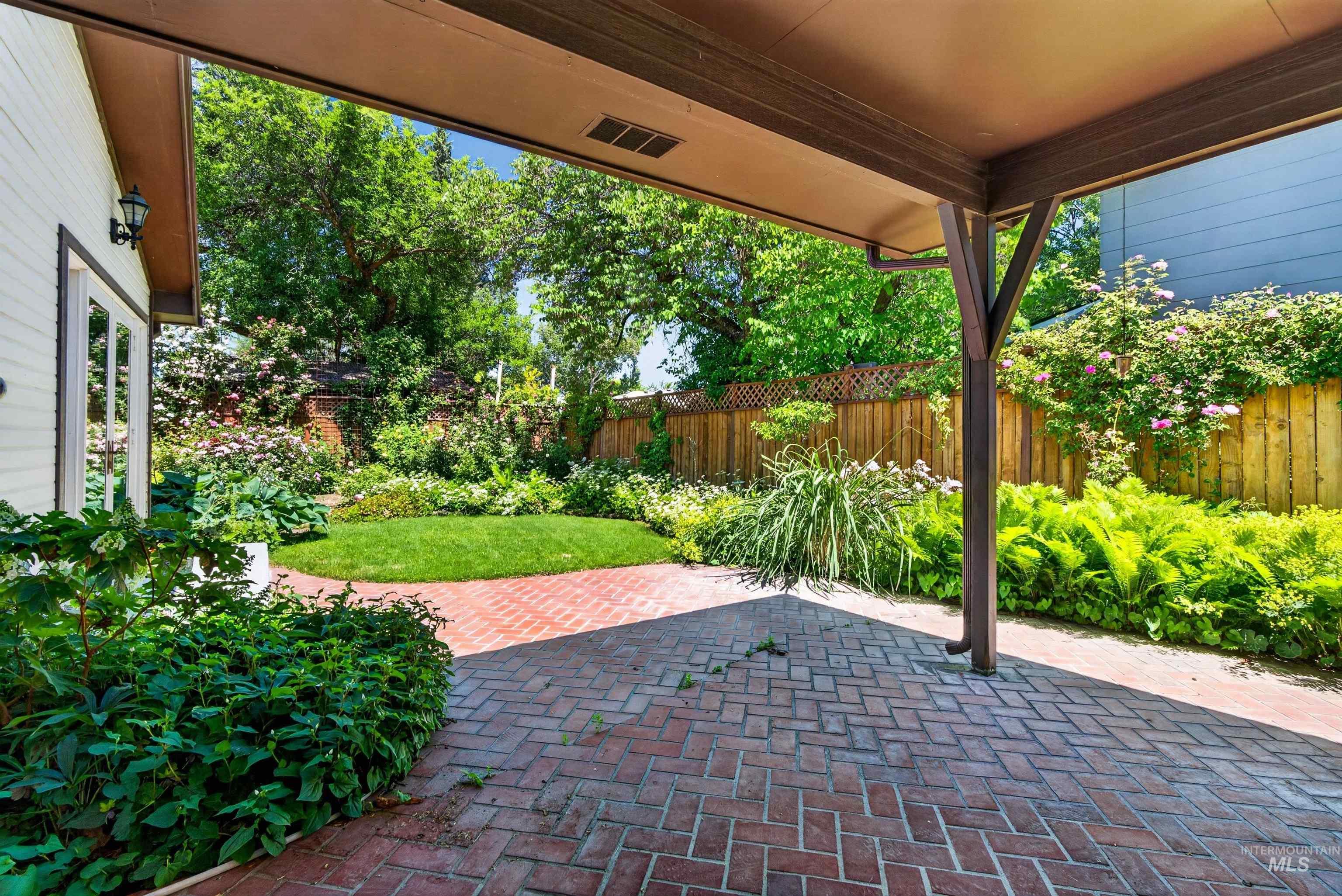 6138 W Winstead Pl, Boise, Idaho 83704-6268, 4 Bedrooms, 3.5 Bathrooms, Residential For Sale, Price $625,000, 98990641