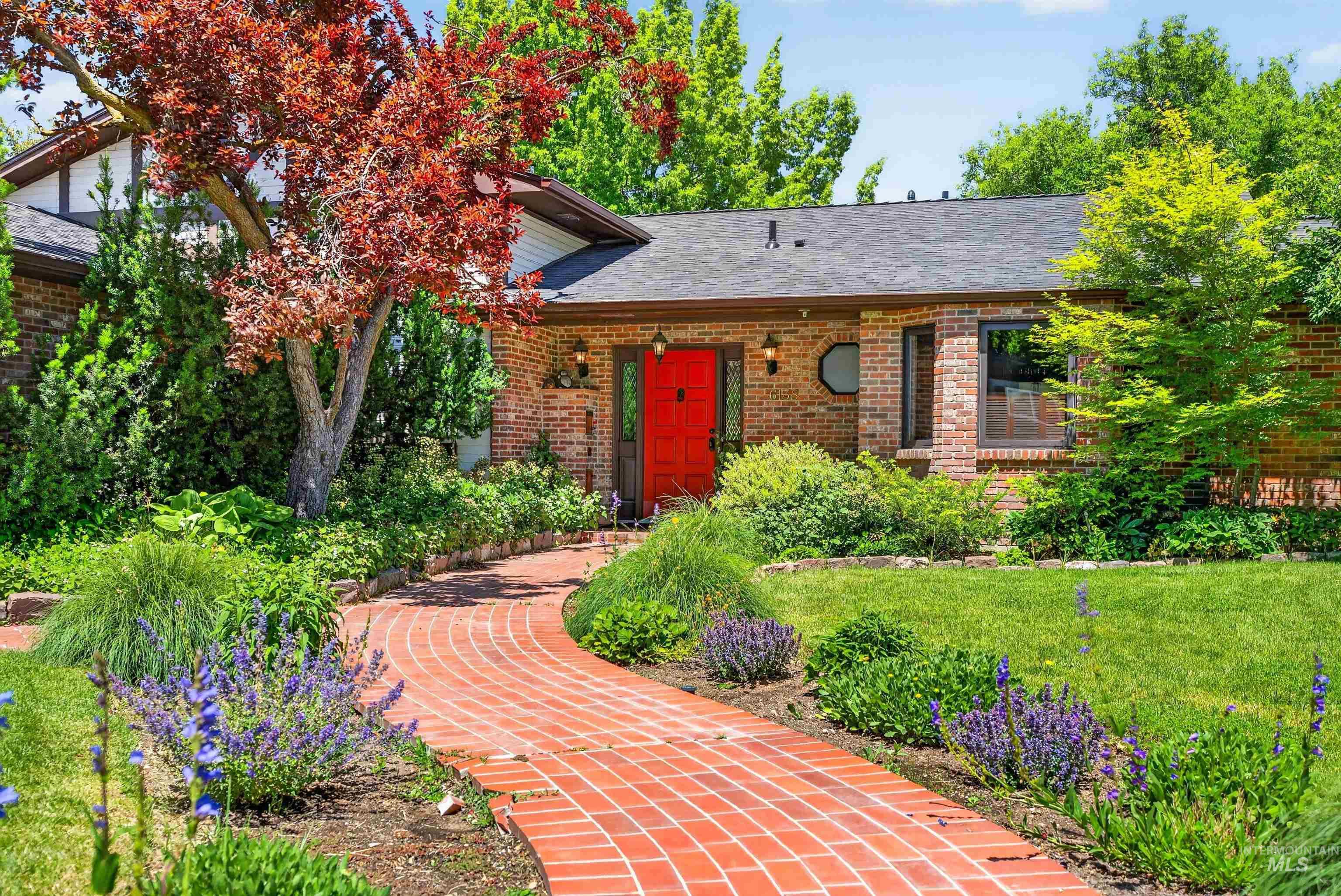 6138 W Winstead Pl, Boise, Idaho 83704-6268, 4 Bedrooms, 3.5 Bathrooms, Residential For Sale, Price $625,000, 98990641