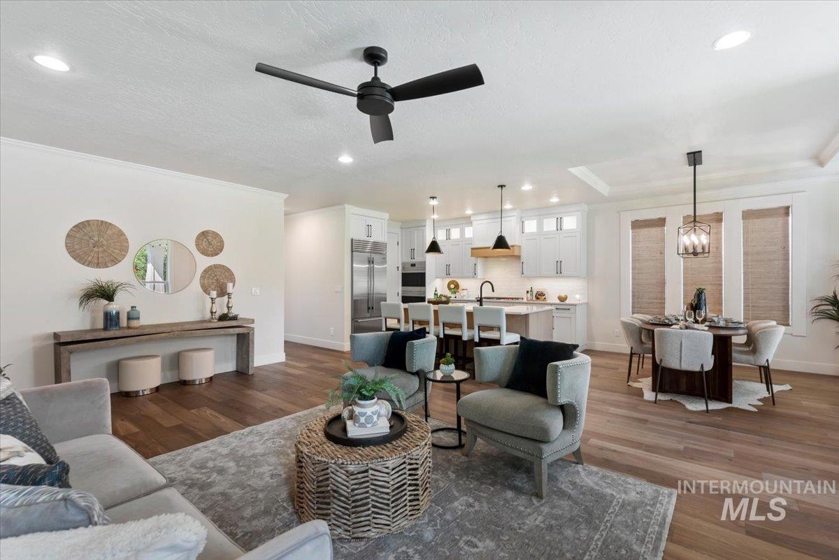1233 E Azan St, Meridian, Idaho 83646-7724, 5 Bedrooms, 2.5 Bathrooms, Residential For Sale, Price $849,000, 98990644