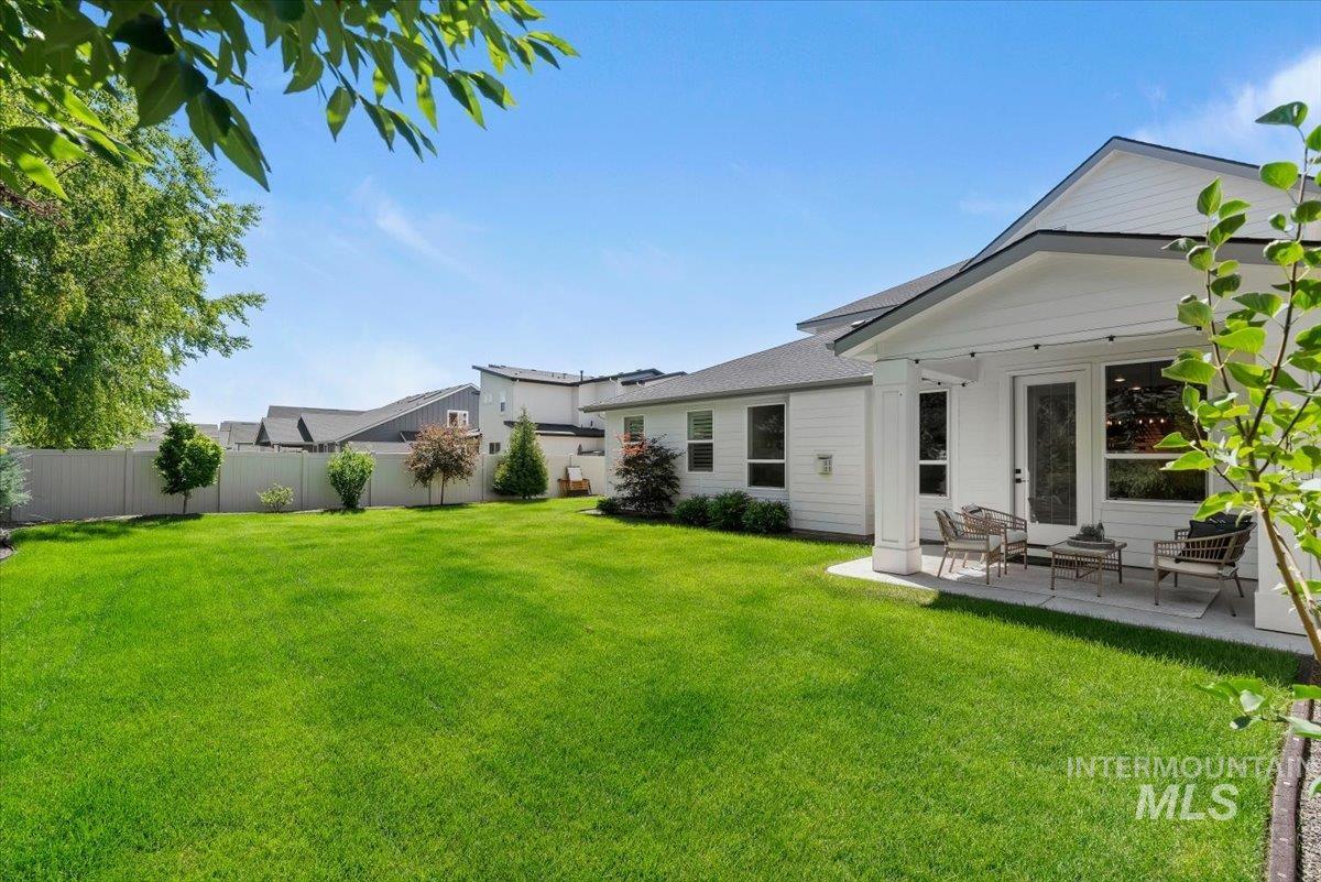 1233 E Azan St, Meridian, Idaho 83646-7724, 5 Bedrooms, 2.5 Bathrooms, Residential For Sale, Price $849,000, 98990644