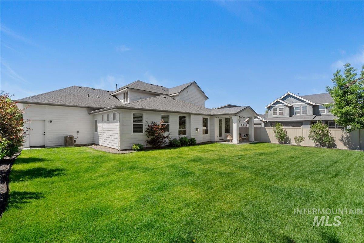 1233 E Azan St, Meridian, Idaho 83646-7724, 5 Bedrooms, 2.5 Bathrooms, Residential For Sale, Price $849,000, 98990644