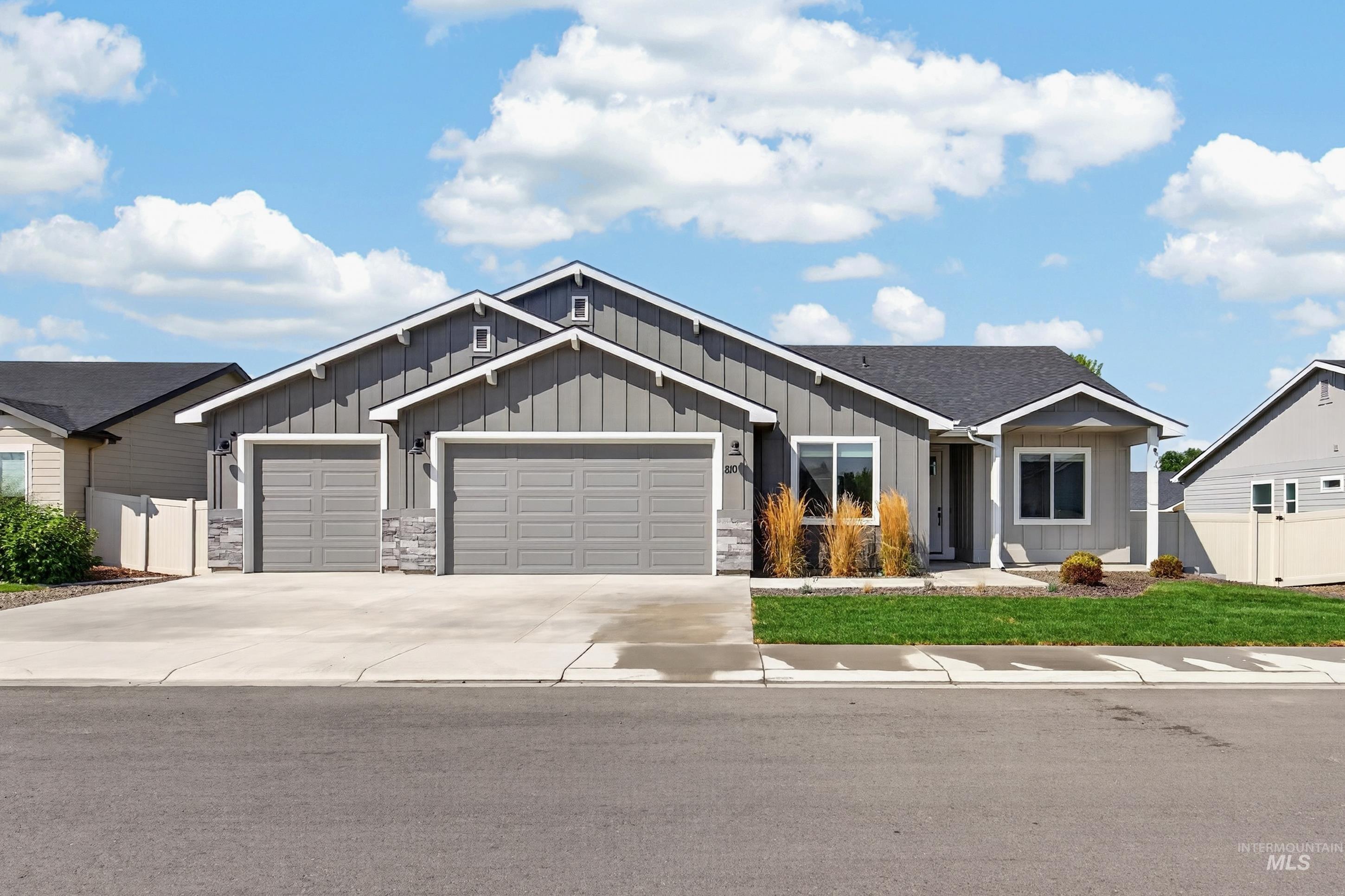 810 Bushnell Ave, Wilder, Idaho 83676, 4 Bedrooms, 2 Bathrooms, Residential For Sale, Price $395,000, 98990647