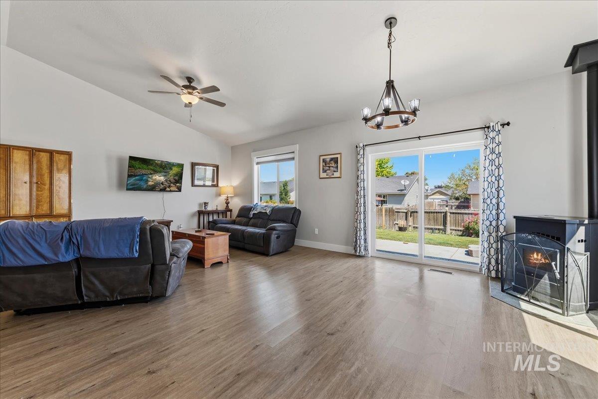 810 Bushnell Ave, Wilder, Idaho 83676, 4 Bedrooms, 2 Bathrooms, Residential For Sale, Price $440,000,MLS 98990647