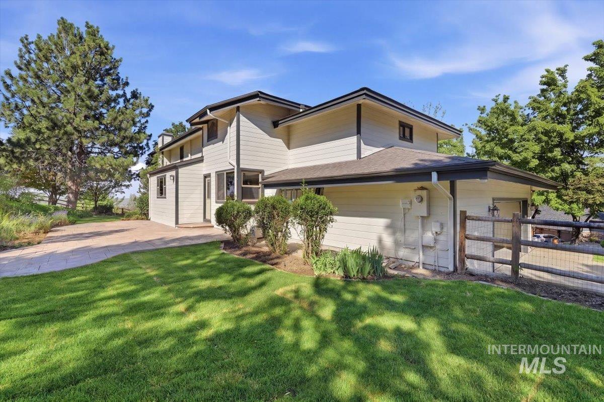 1894 S Stone Ridge Way, Boise, Idaho 83712, 6 Bedrooms, 3.5 Bathrooms, Residential For Sale, Price $1,275,000,MLS 98990648