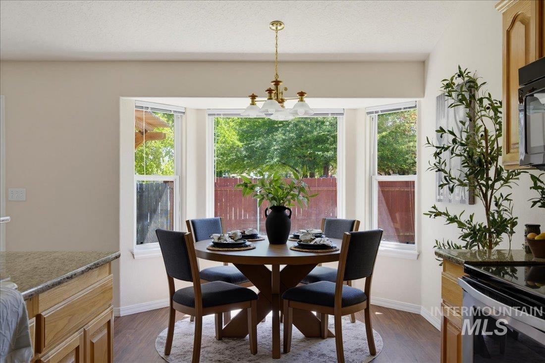 2861 W Forecast Street, Meridian, Idaho 83642, 3 Bedrooms, 2 Bathrooms, Residential For Sale, Price $439,000, 98990650
