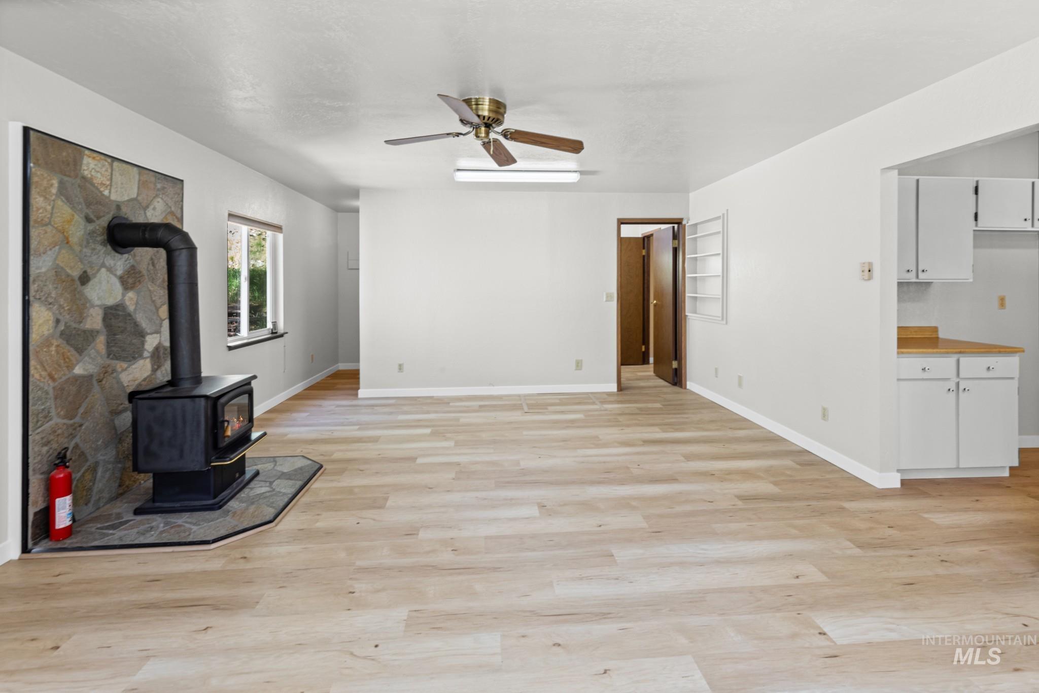 18 Hida Way, Lowman, Idaho 83637, 2 Bedrooms, 2 Bathrooms, Residential For Sale, Price $399,000, 98990652